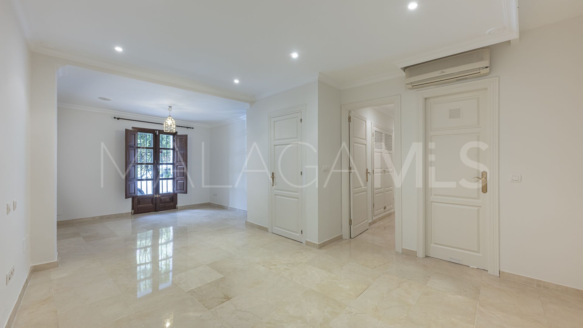For sale Lomas Pueblo 4 bedrooms town house