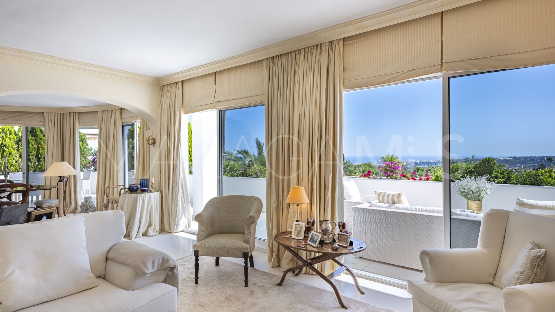 Atico duplex for sale de 3 bedrooms in Ancon Sierra IV
