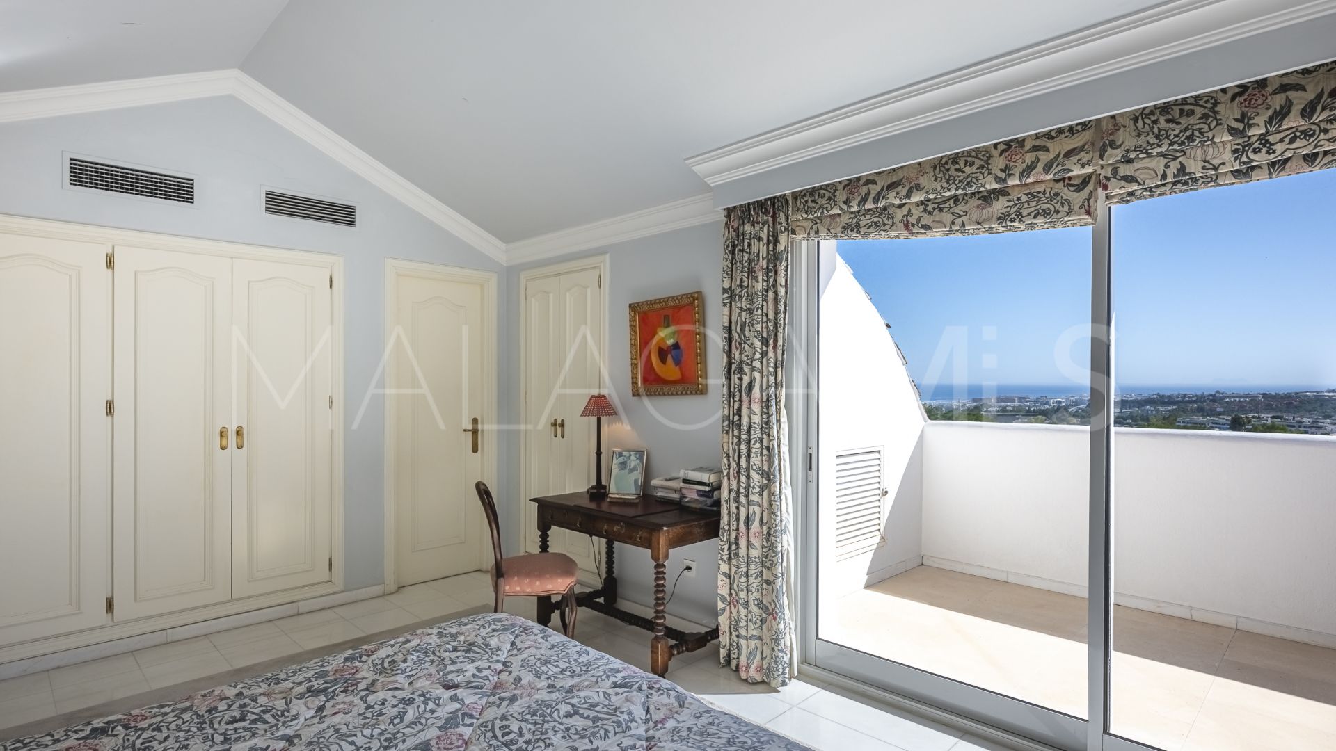 Atico duplex for sale de 3 bedrooms in Ancon Sierra IV