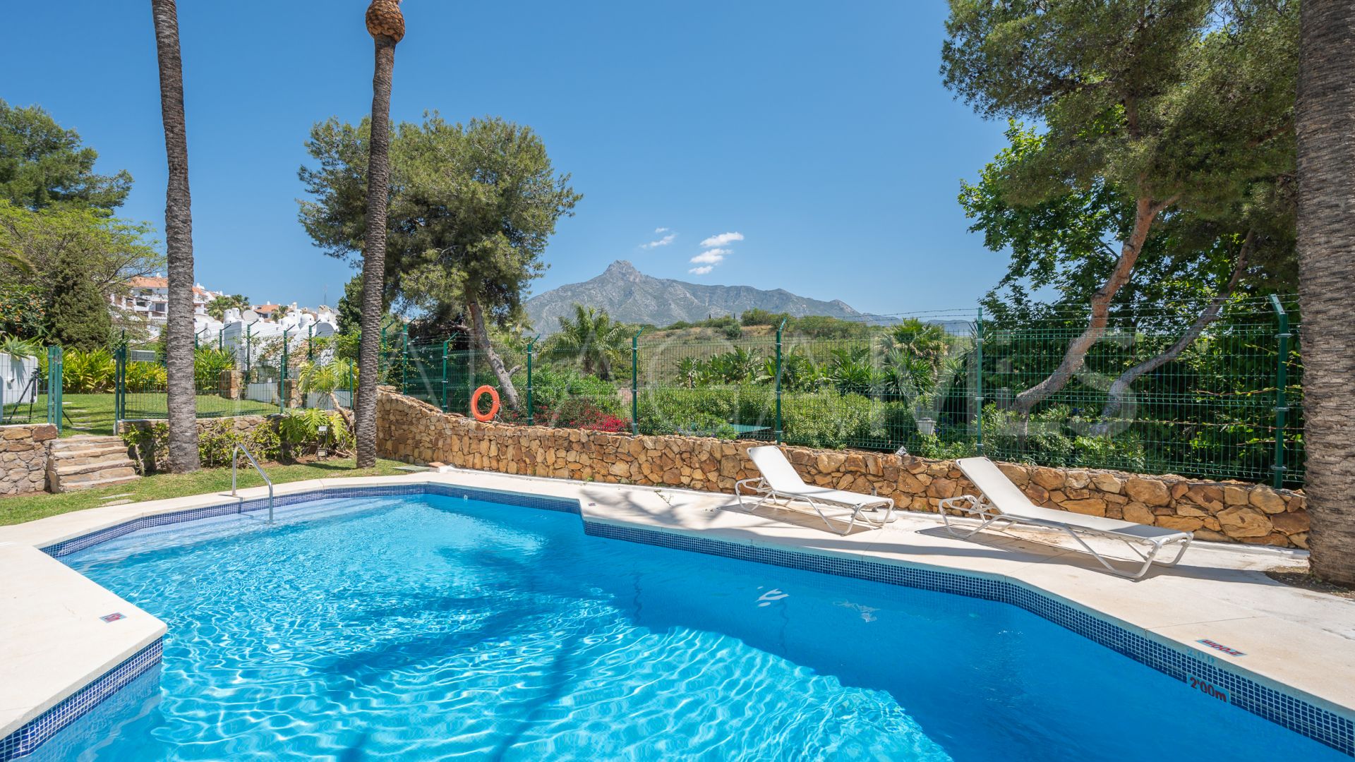 Atico duplex for sale de 3 bedrooms in Ancon Sierra IV