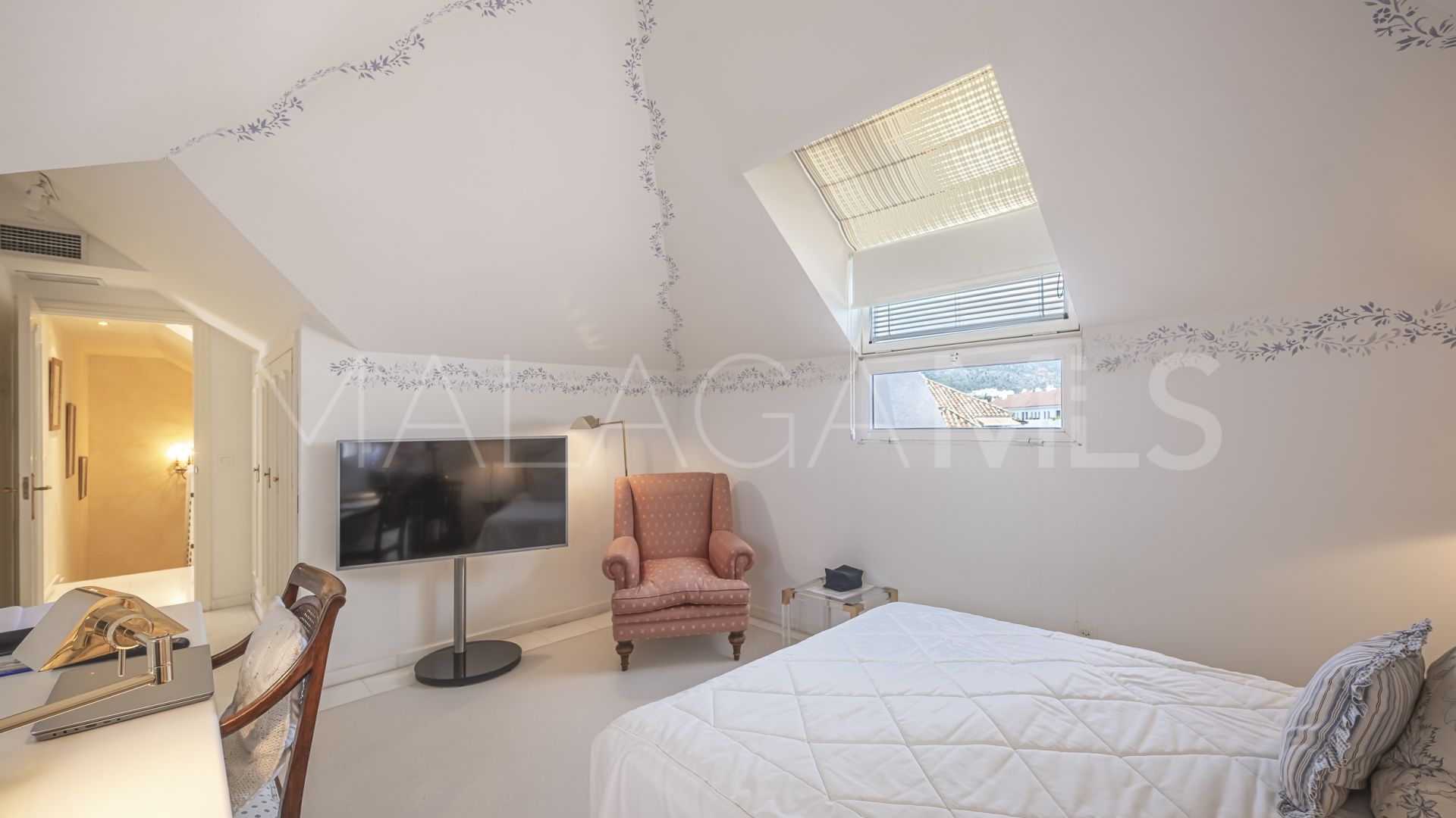 Atico duplex for sale de 3 bedrooms in Ancon Sierra IV