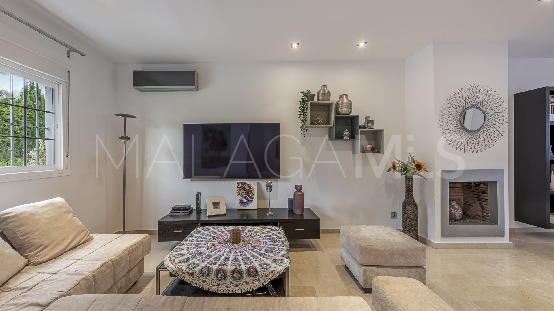 Radhus for sale in Estepona