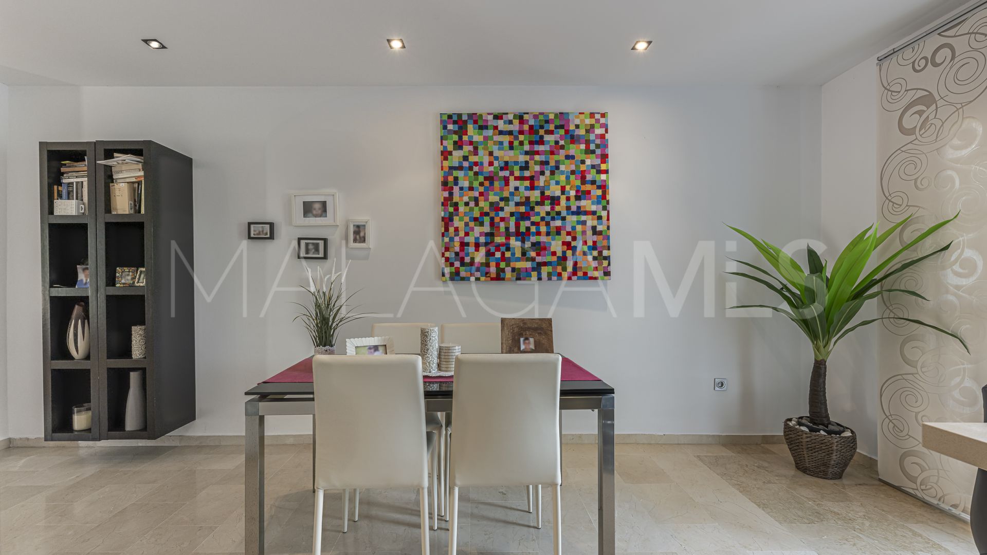 Radhus for sale in Estepona