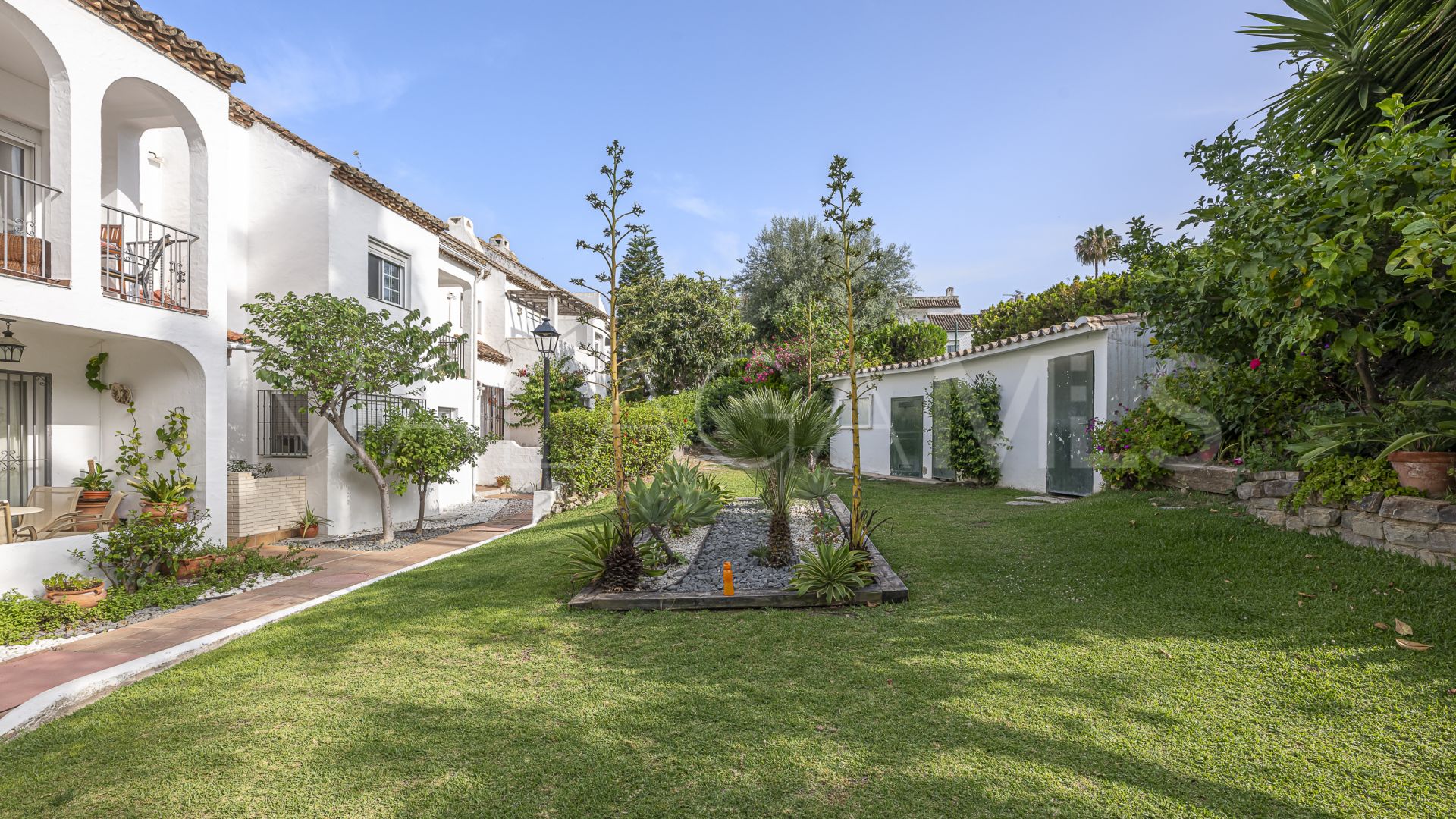 Radhus for sale in Estepona