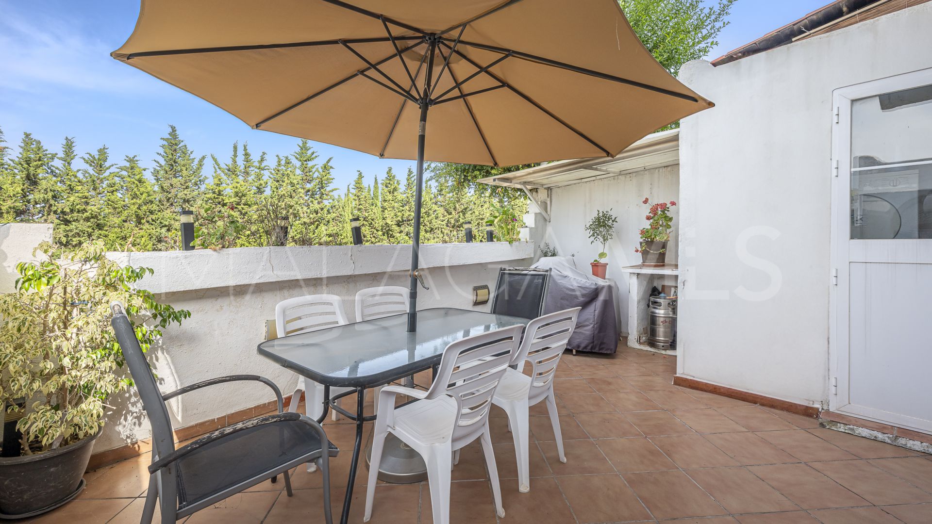 Radhus for sale in Estepona