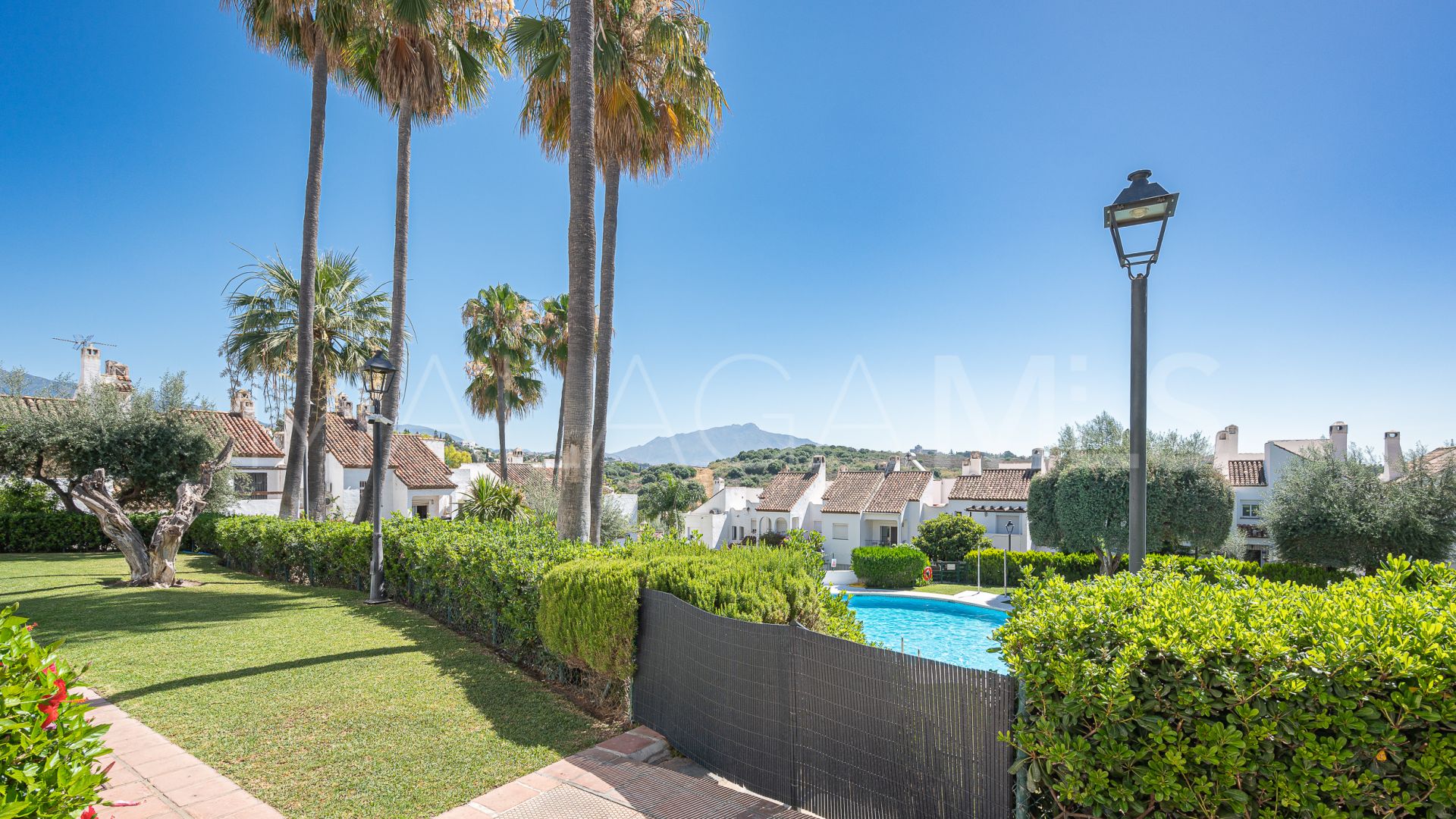Radhus for sale in Estepona