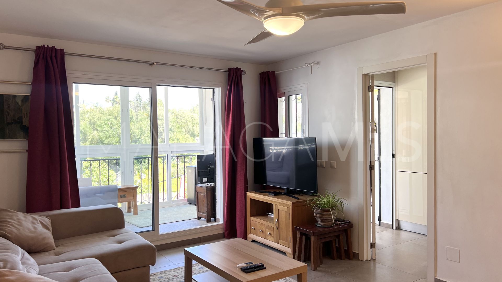 Maison de ville for sale in Estepona