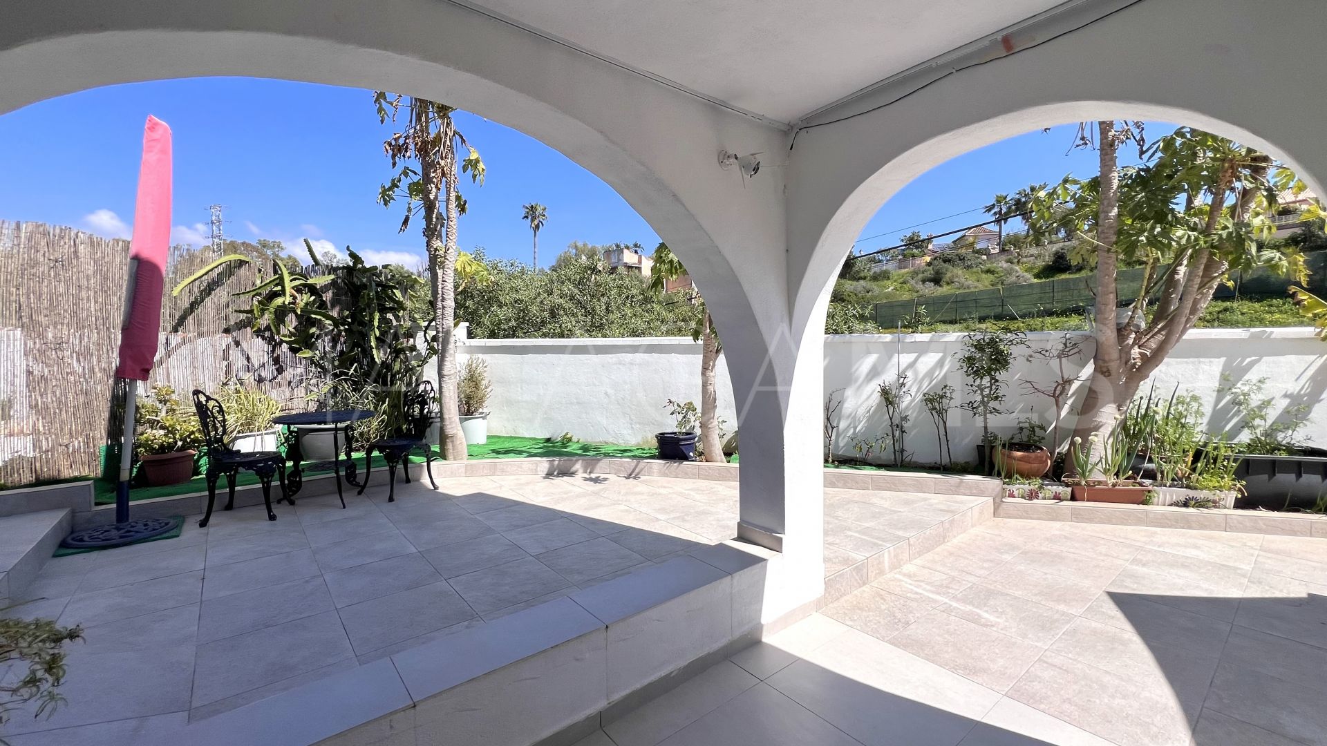 Maison de ville for sale in Estepona