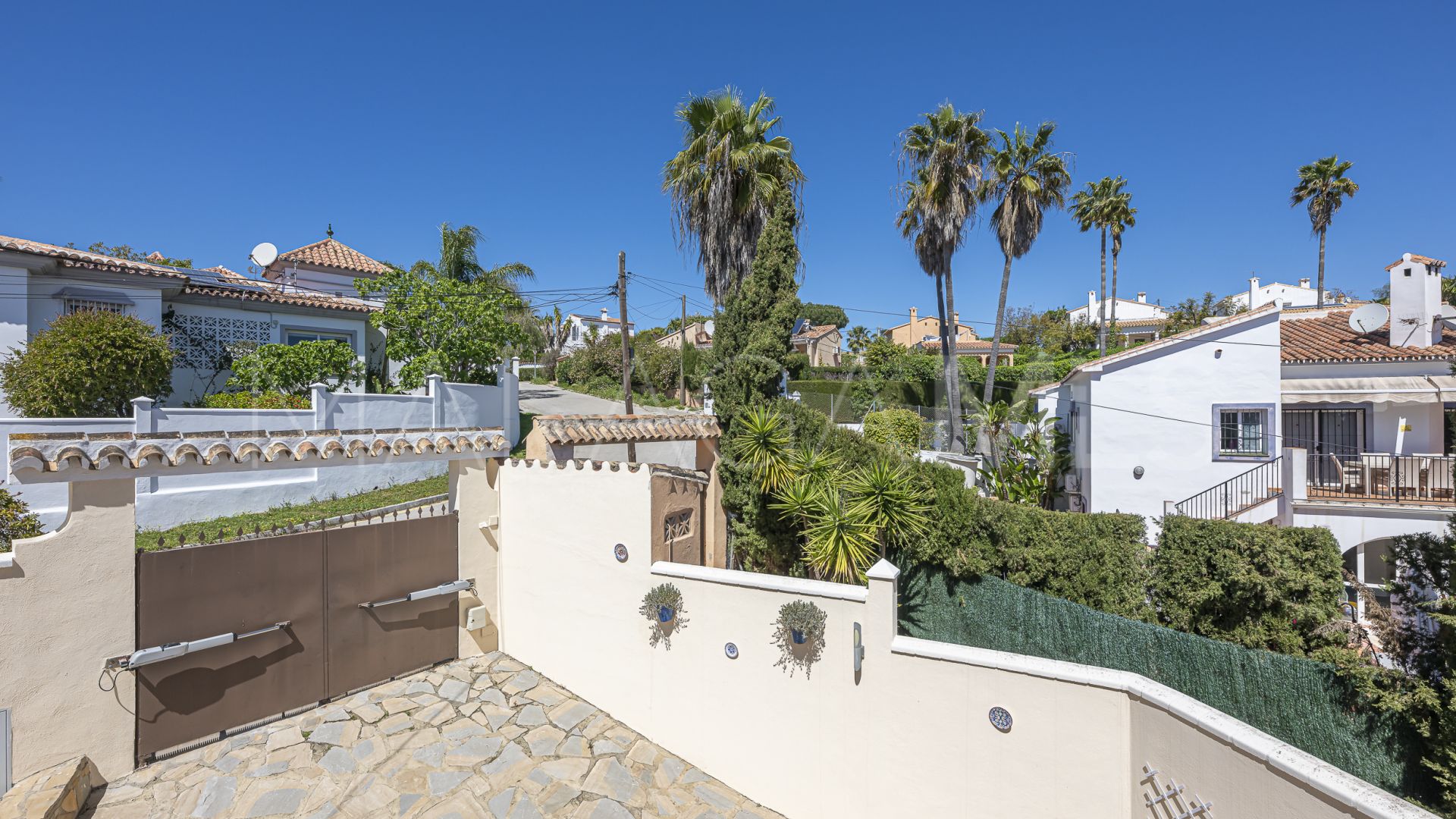 Estepona, villa with 6 bedrooms a la venta