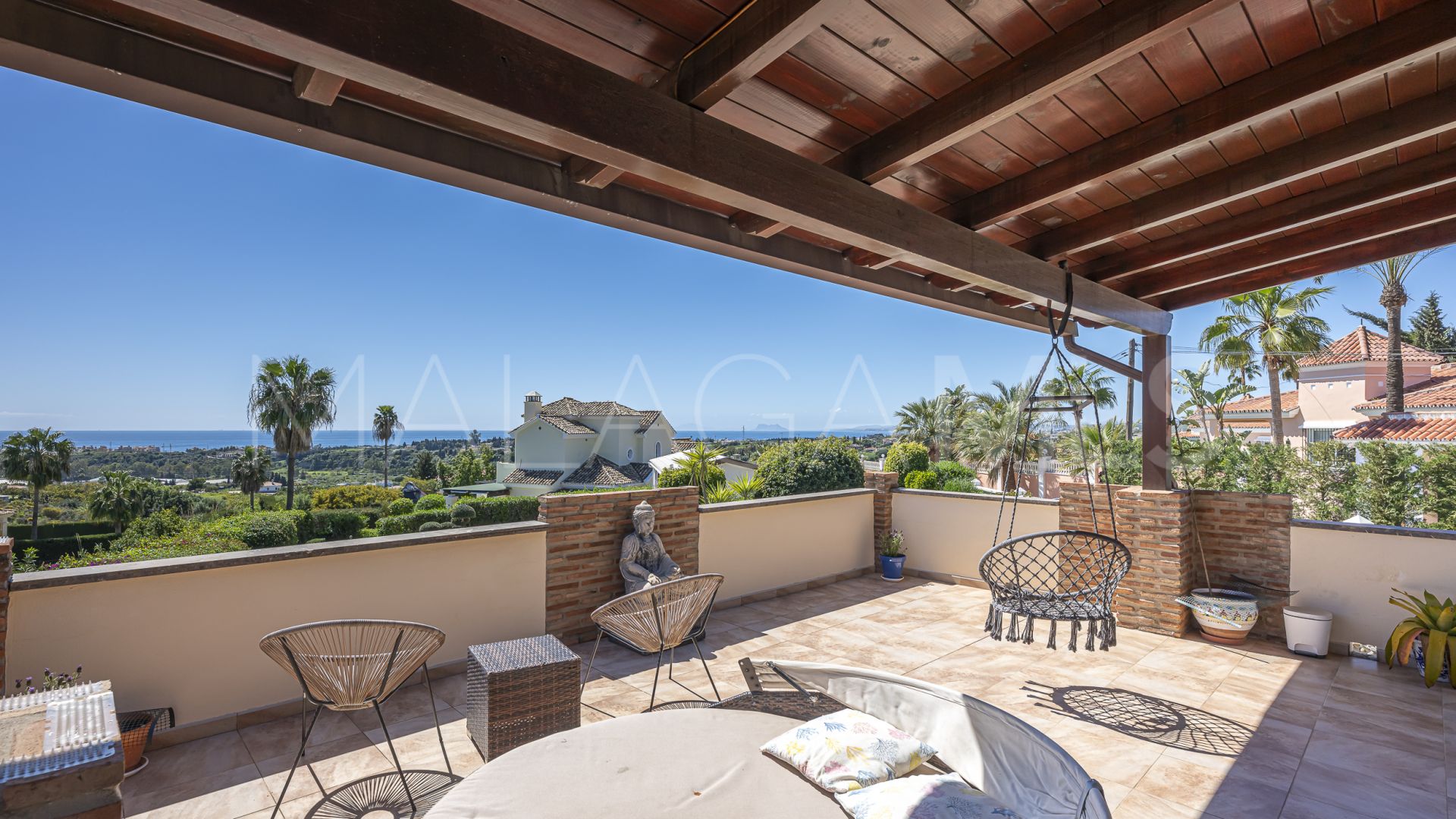 Estepona, villa with 6 bedrooms a la venta