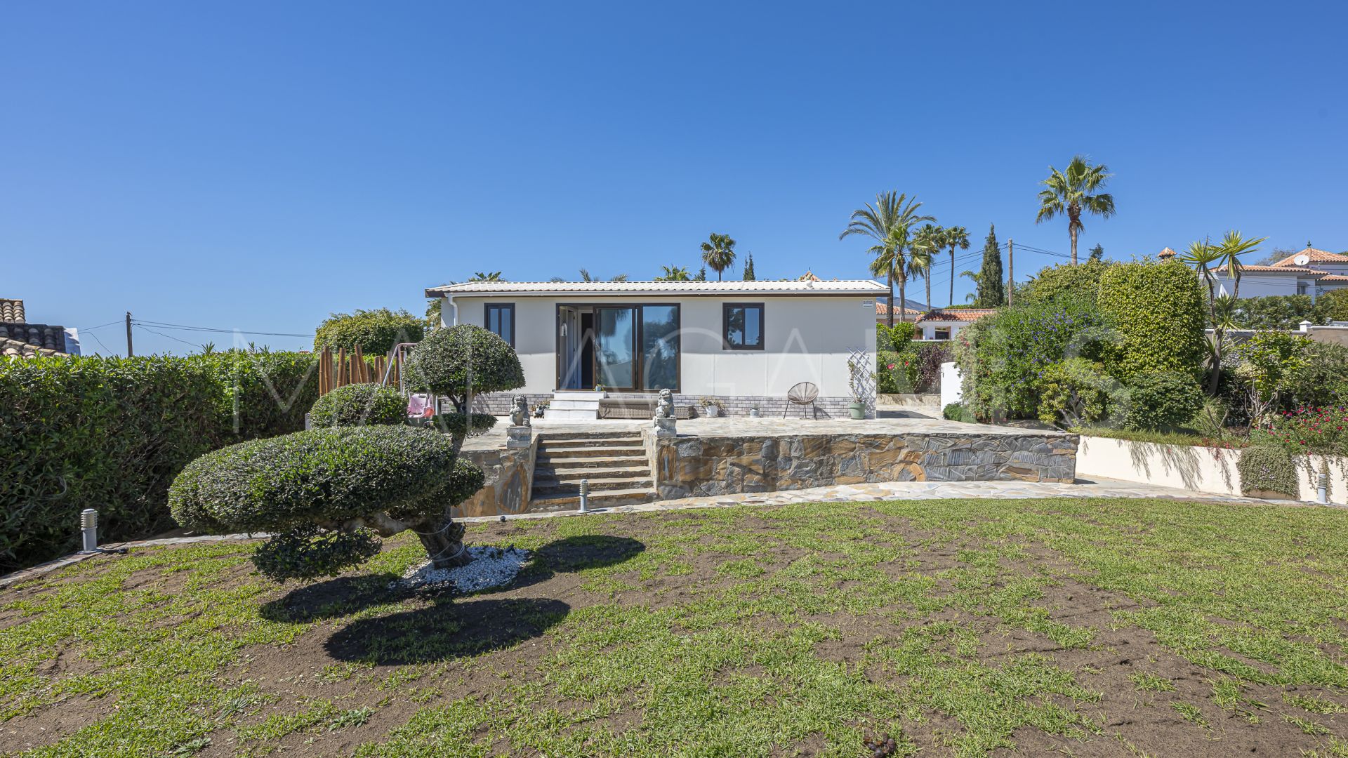 Estepona, villa with 6 bedrooms a la venta