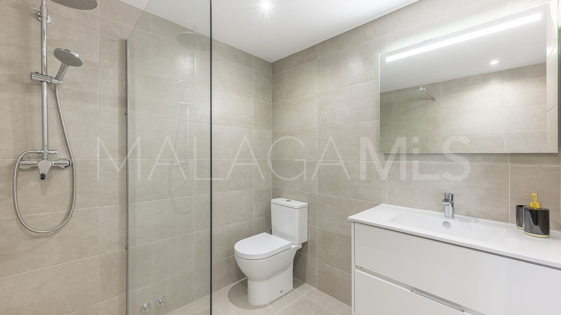 Lägenhet for sale in Estepona