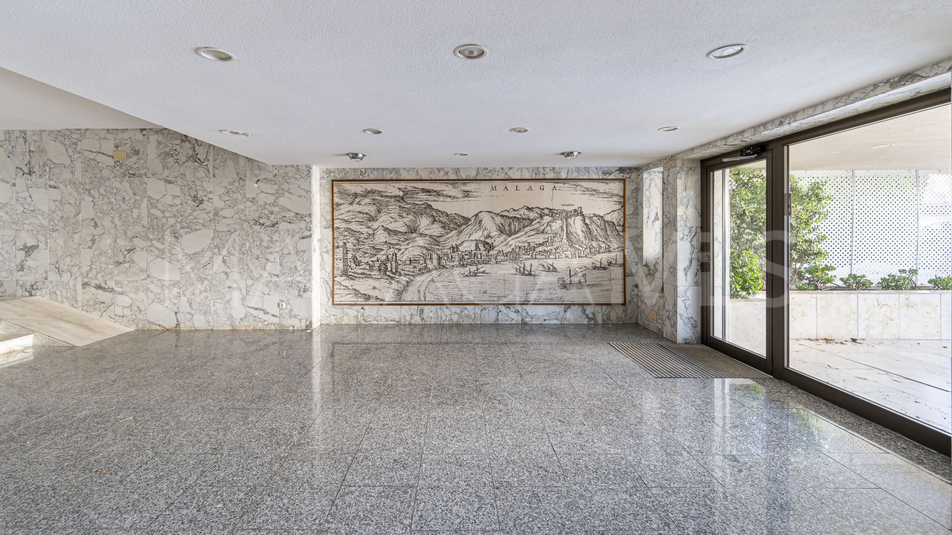 Lägenhet for sale in Estepona