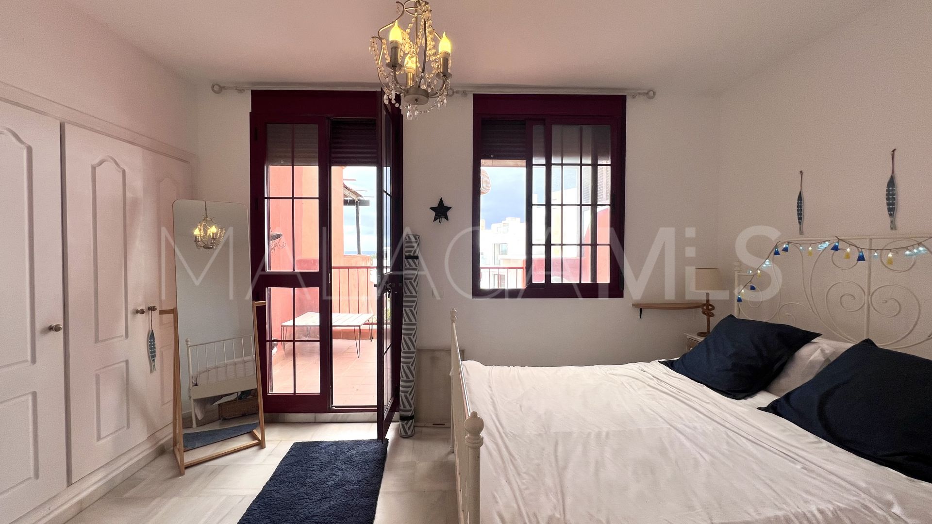 Tvåvånings takvåning for sale in Estepona