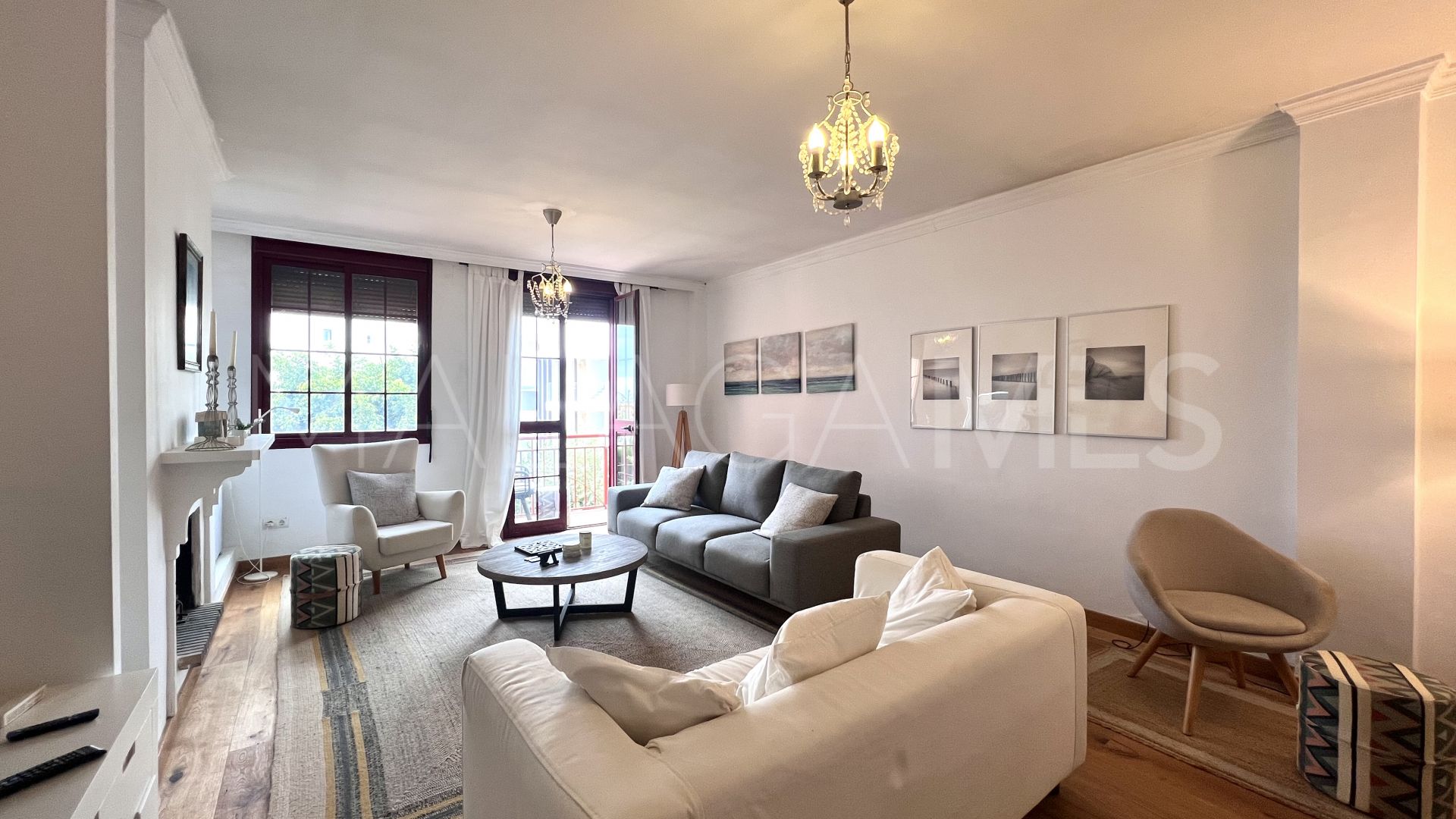 Tvåvånings takvåning for sale in Estepona