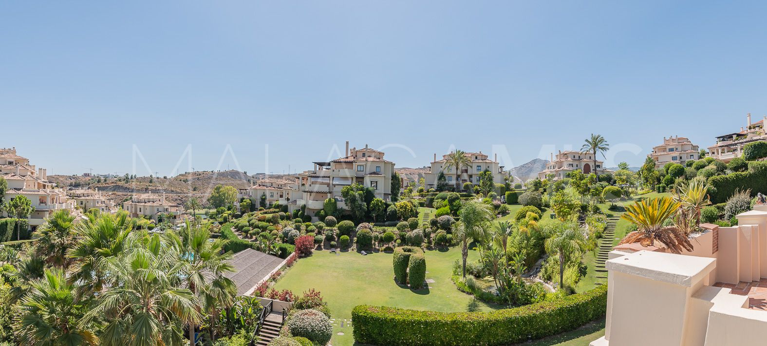 Erdgeschosswohnung for sale in Benahavis