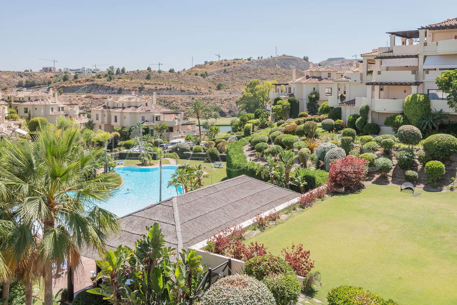 Erdgeschosswohnung for sale in Benahavis