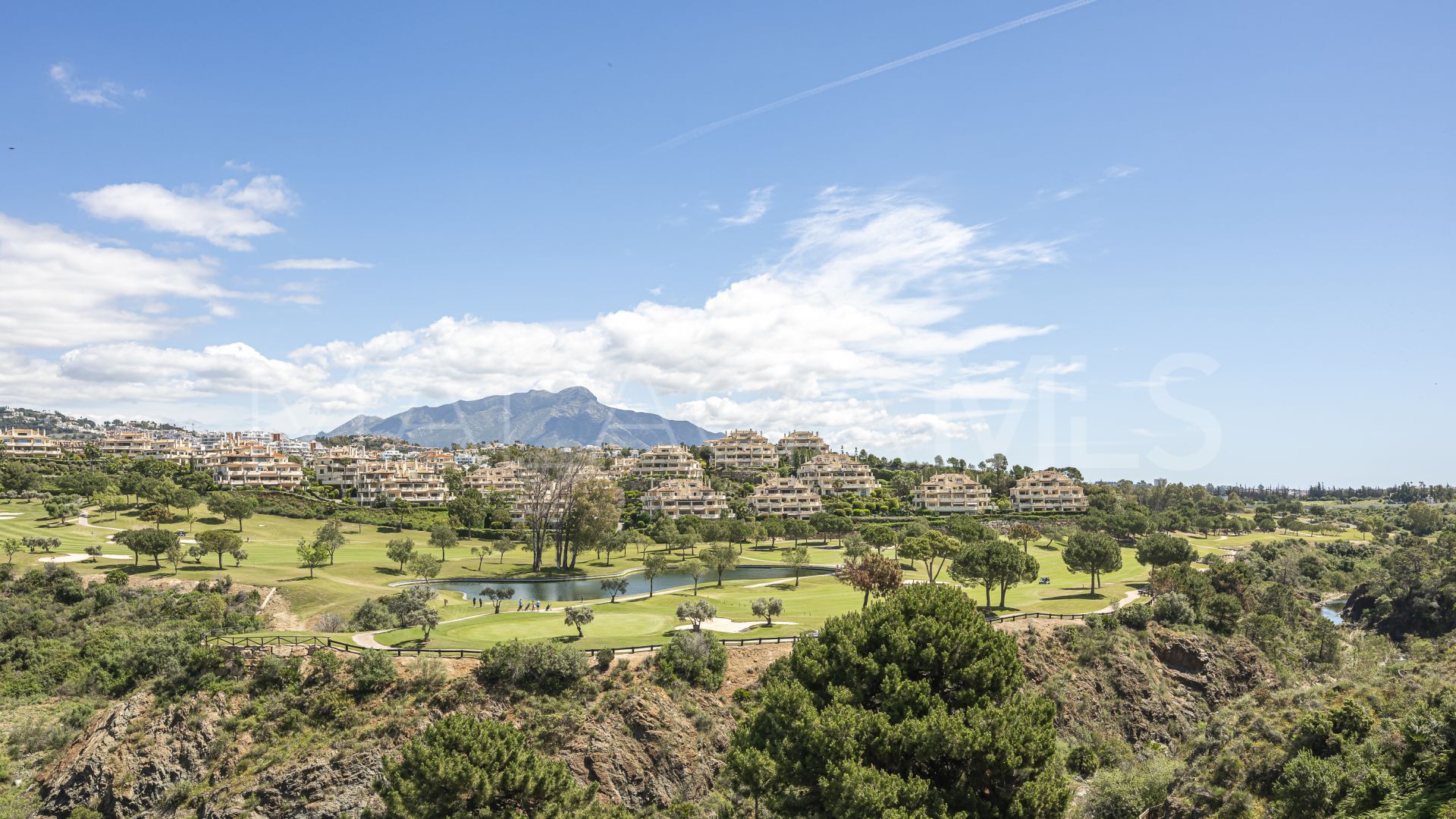 Erdgeschosswohnung for sale in Benahavis
