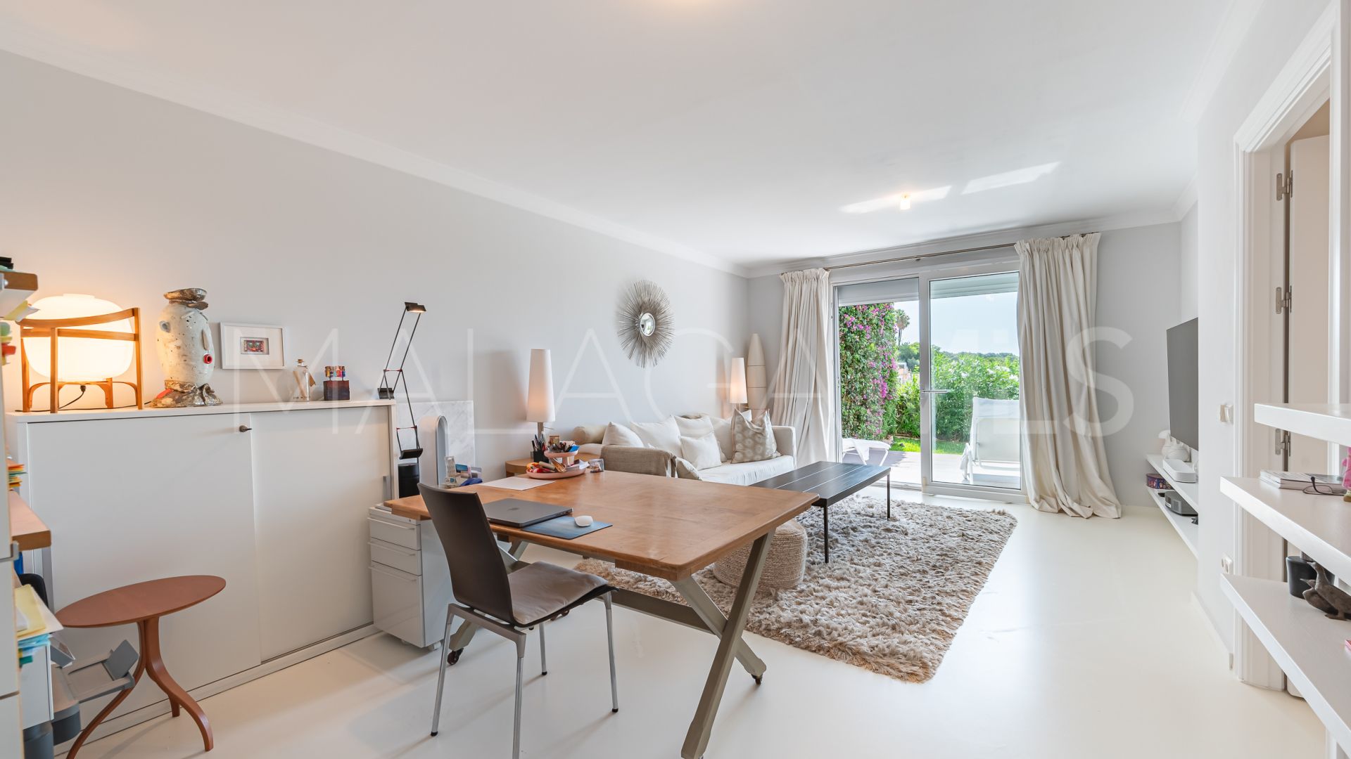 Adosado for sale with 3 bedrooms in Marbella Hill Club