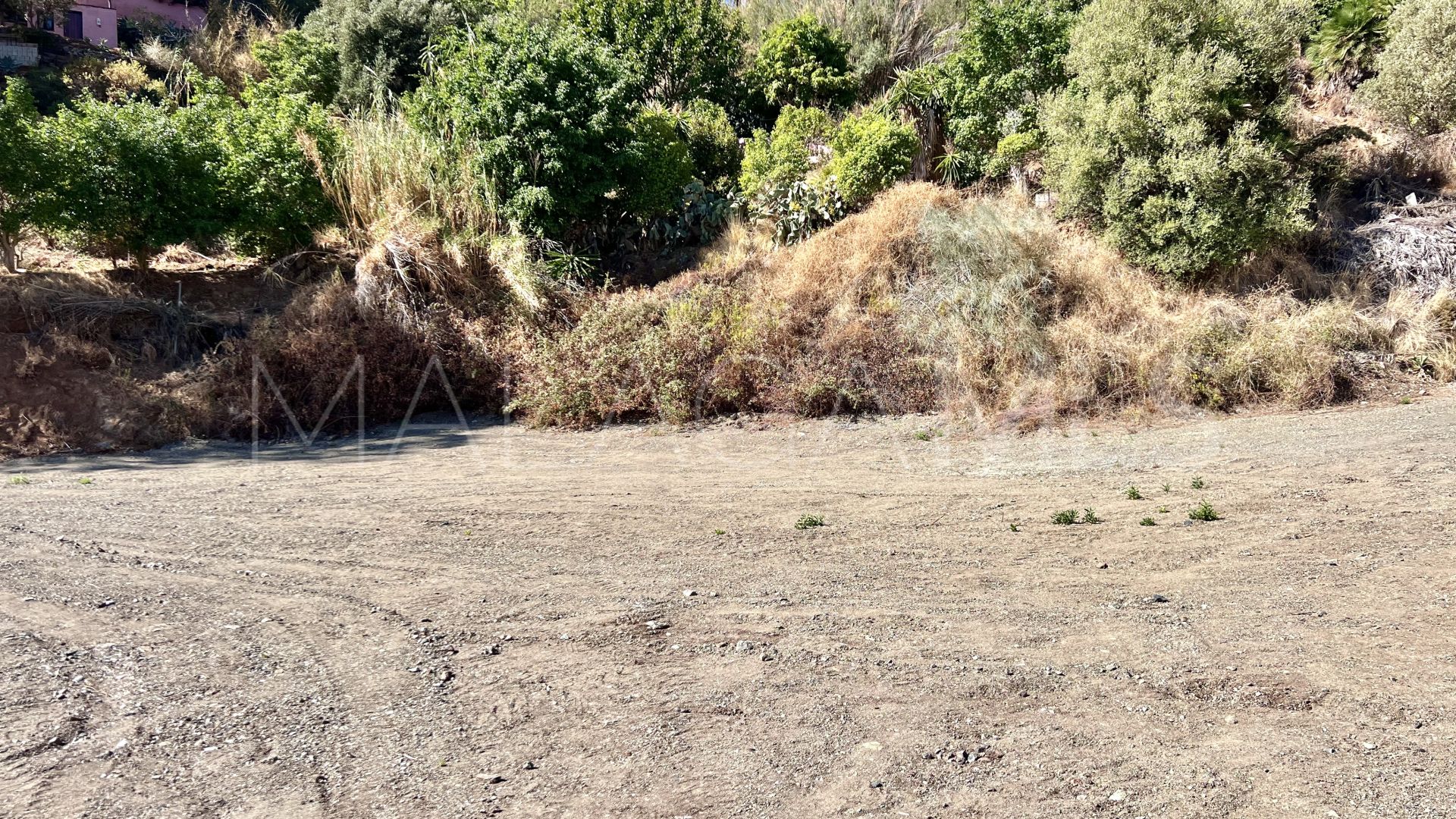 Benahavis plot for sale