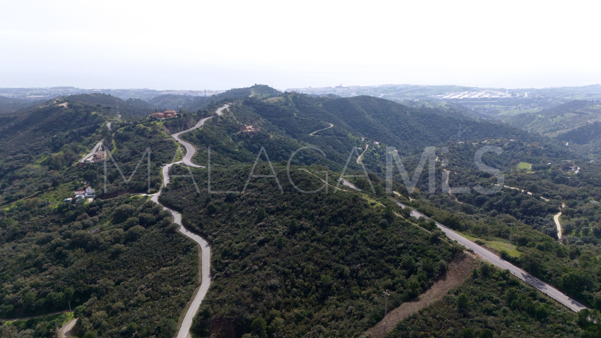 Tomt for sale in Estepona