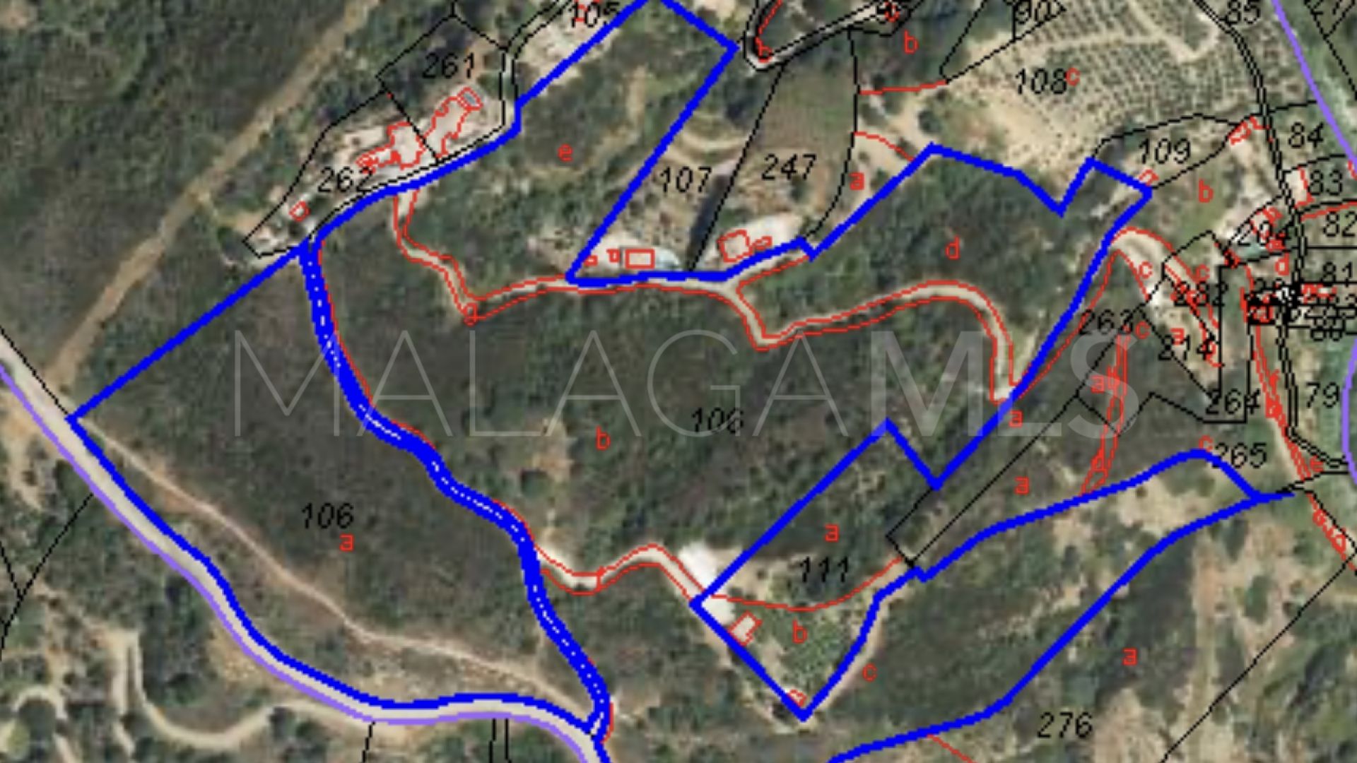 Tomt for sale in Estepona