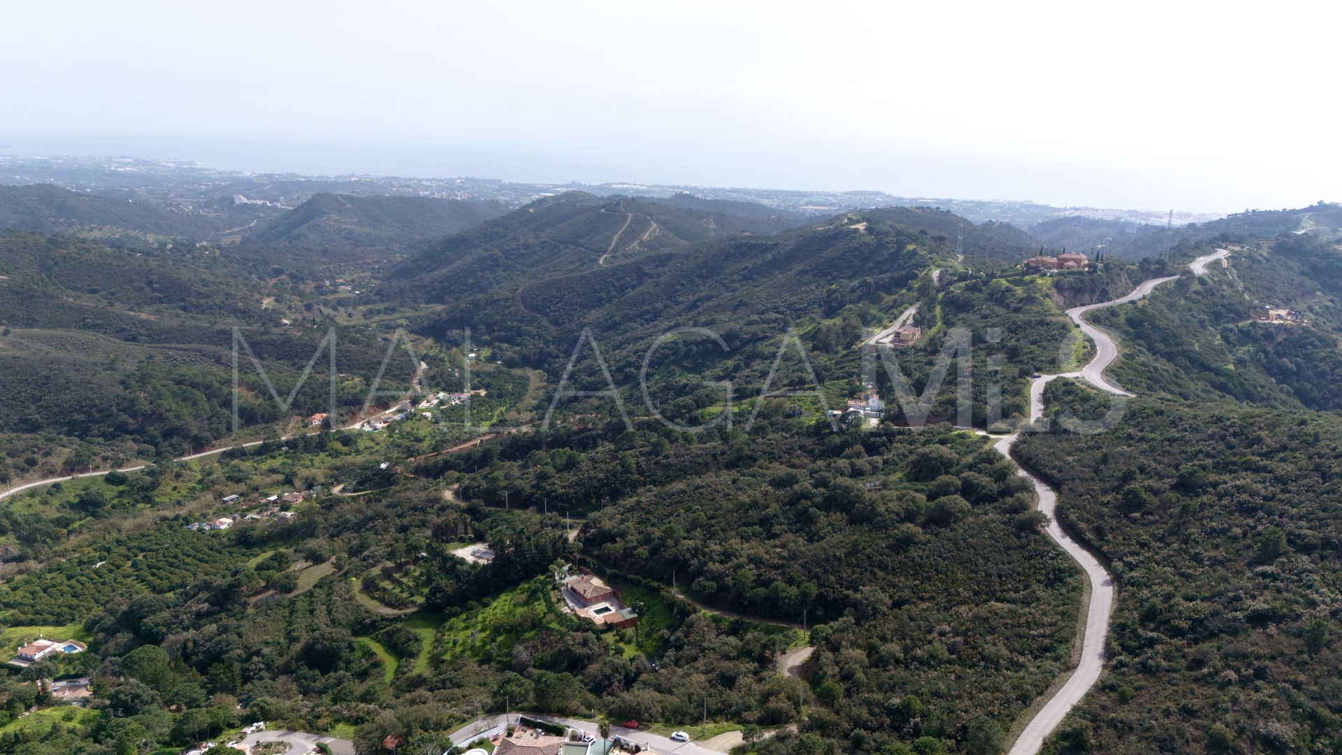 Tomt for sale in Estepona