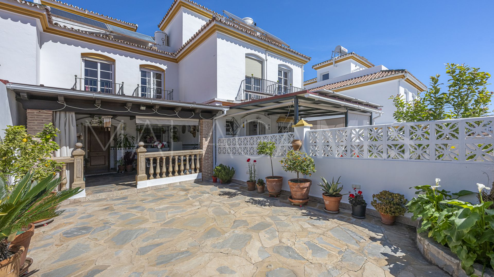 Maison de ville for sale in Estepona