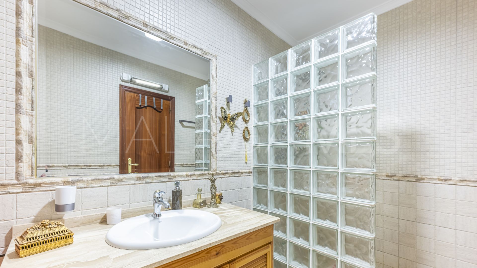 Maison de ville for sale in Estepona