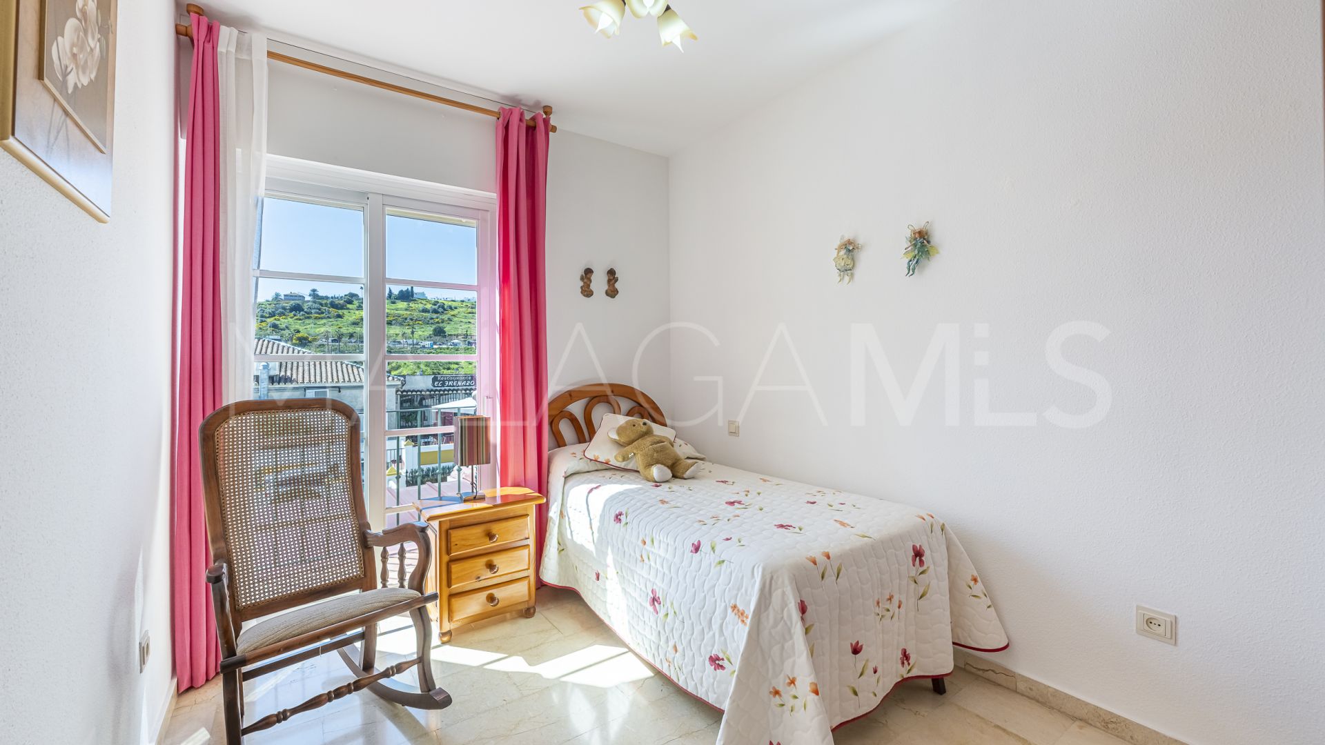 Maison de ville for sale in Estepona