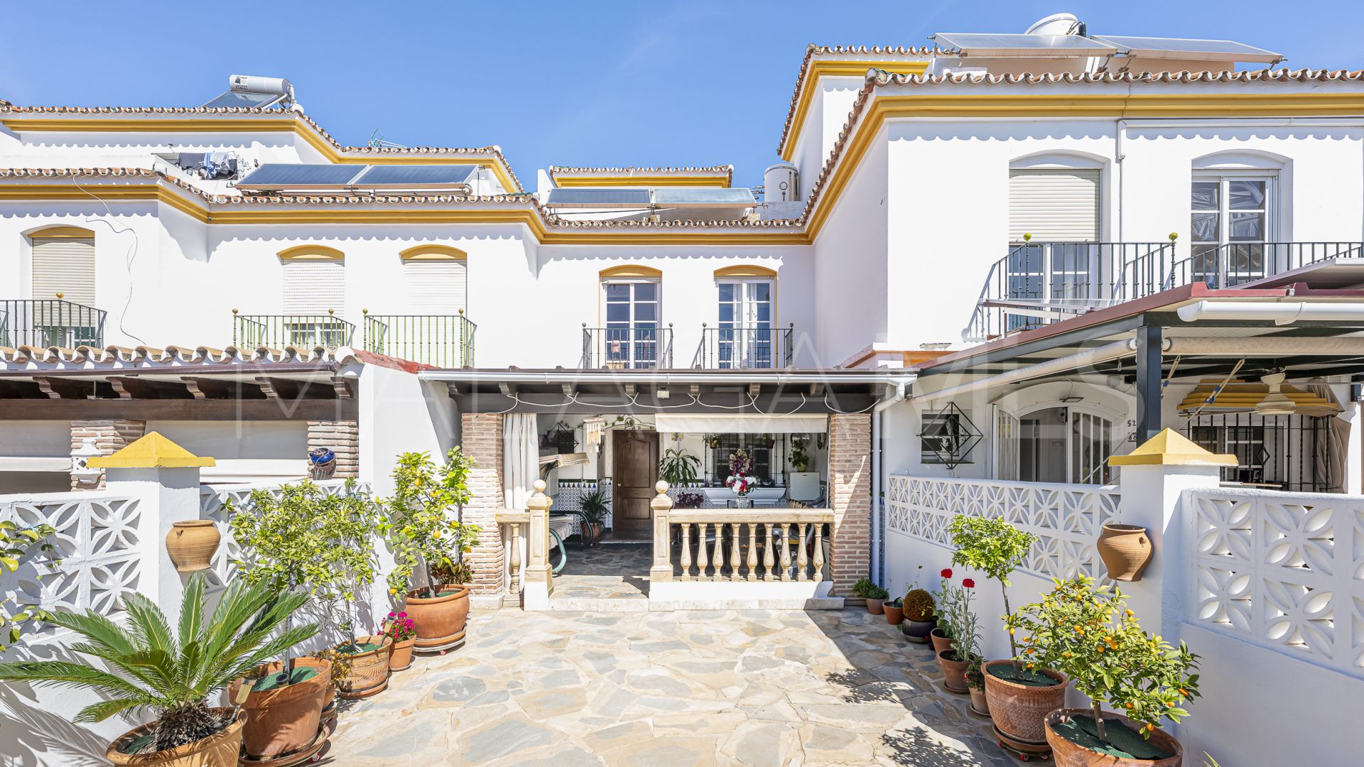 Maison de ville for sale in Estepona
