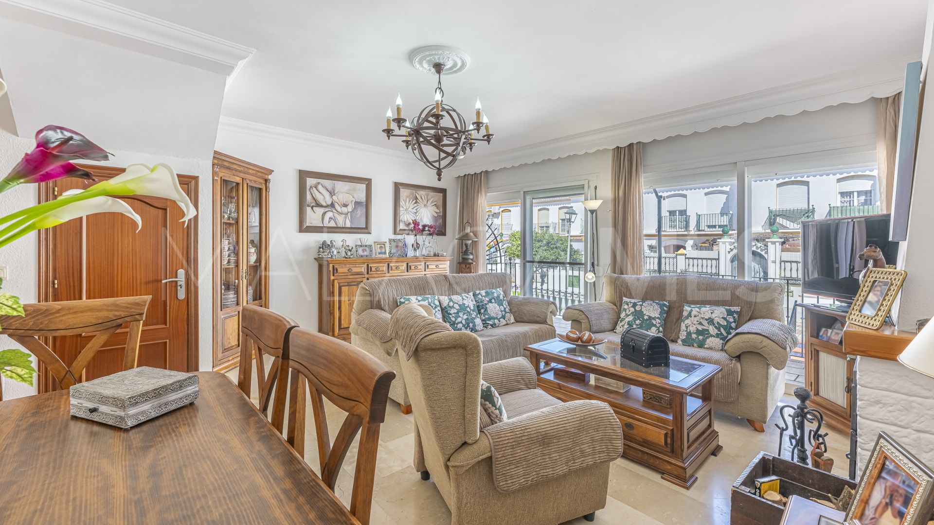 Maison de ville for sale in Estepona