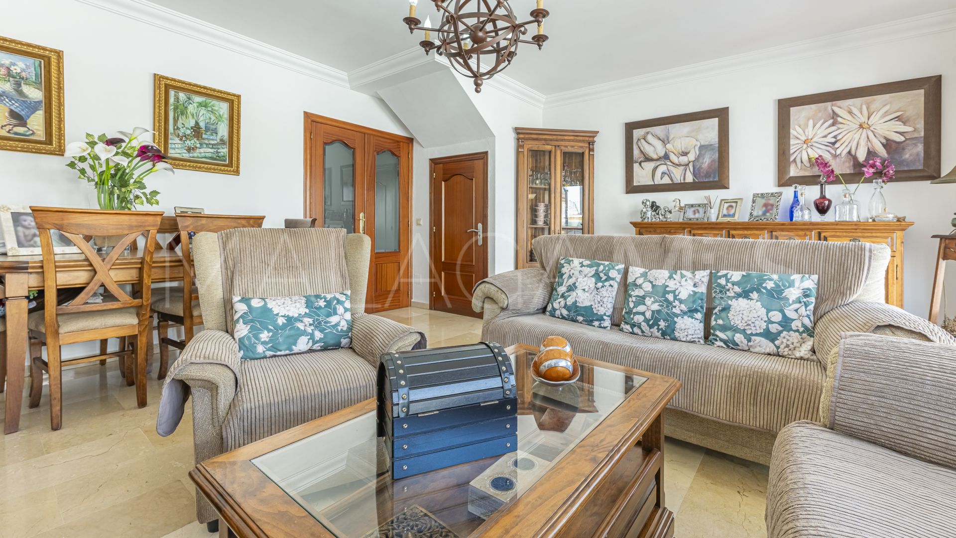 Maison de ville for sale in Estepona