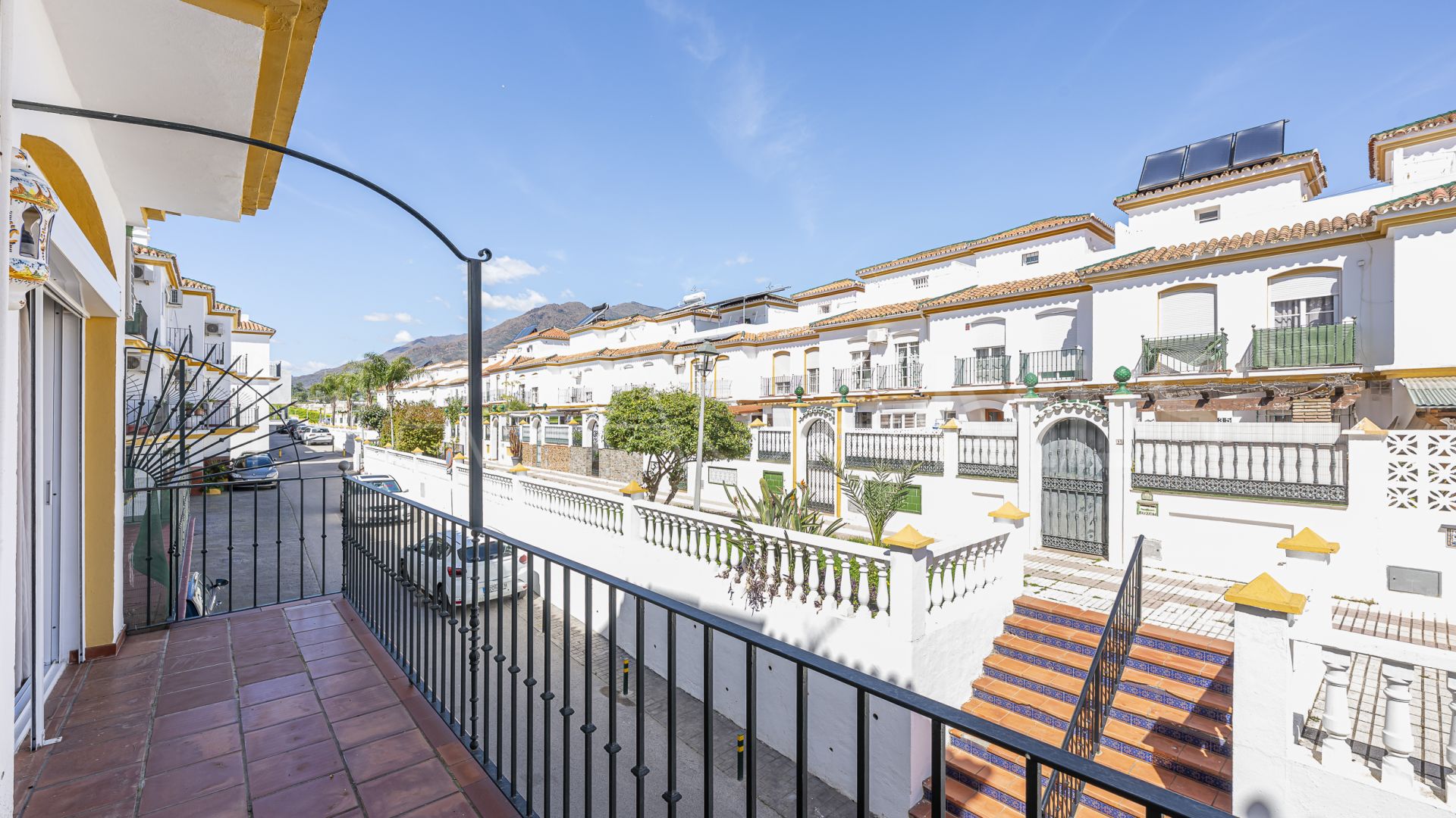 Maison de ville for sale in Estepona