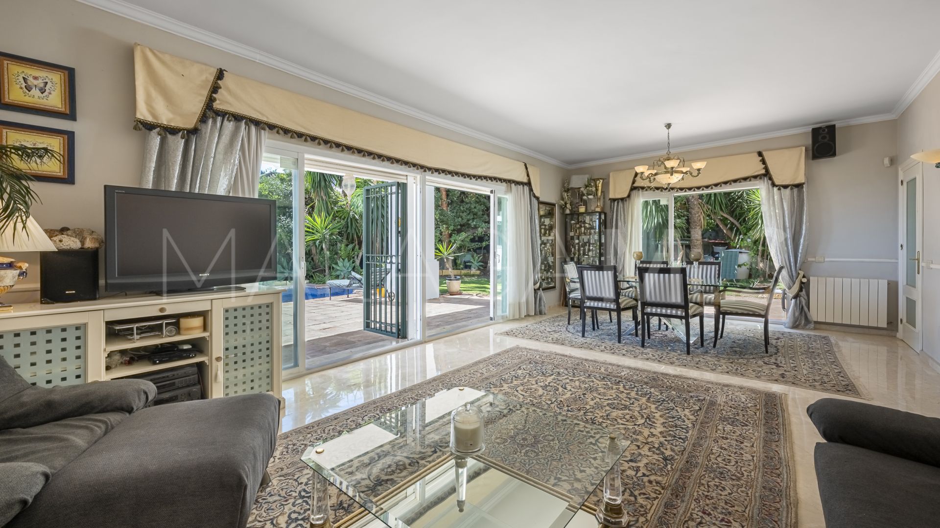 Villa for sale in El Rosario