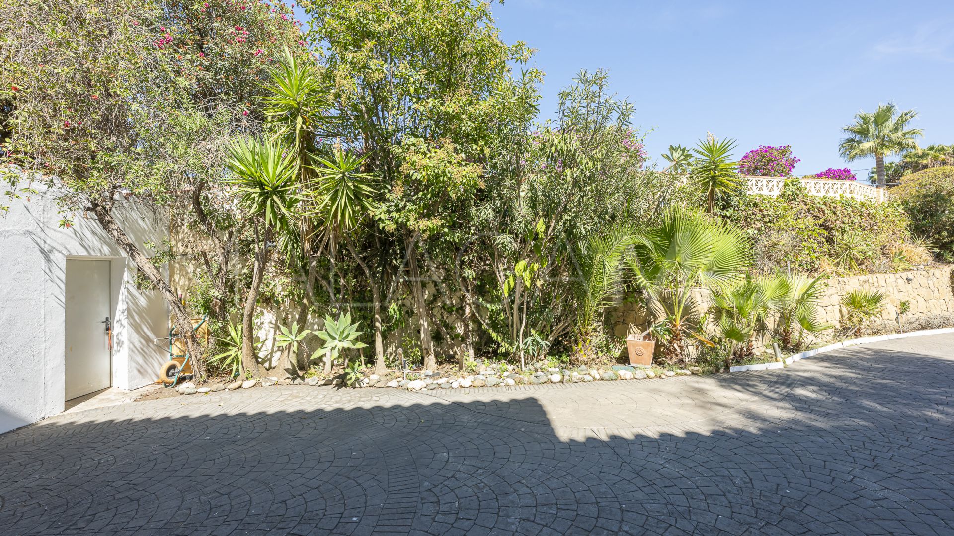 Villa for sale in El Rosario