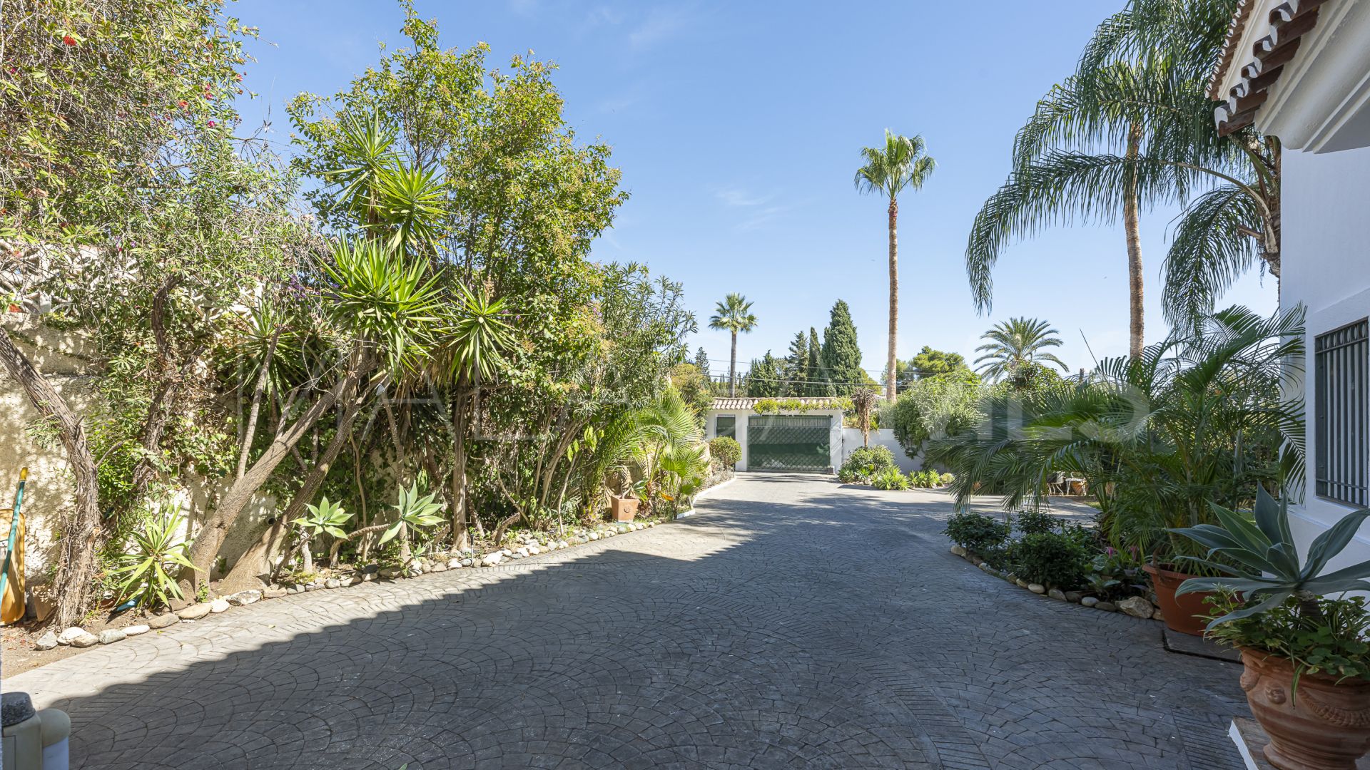 Villa for sale in El Rosario