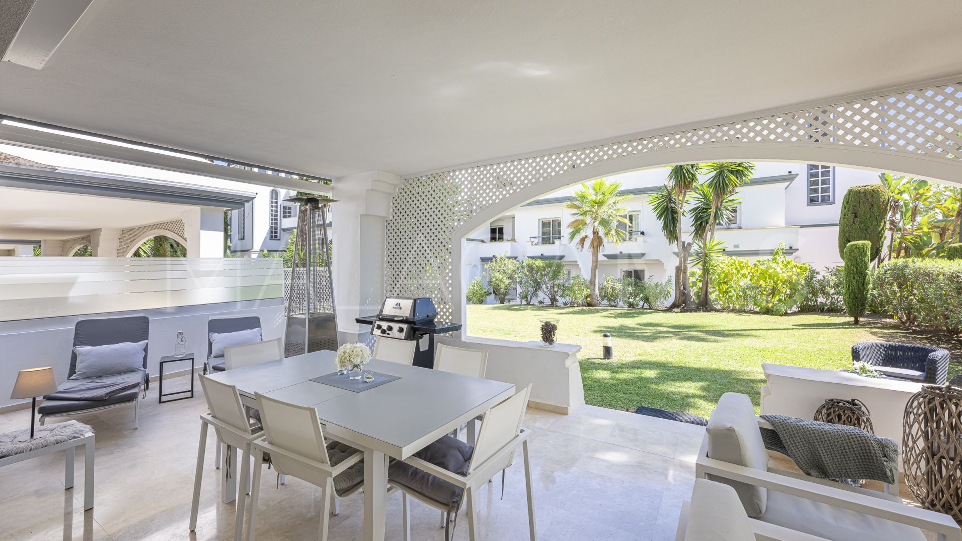 Apartamento planta baja with 3 bedrooms for sale in Dominion Beach