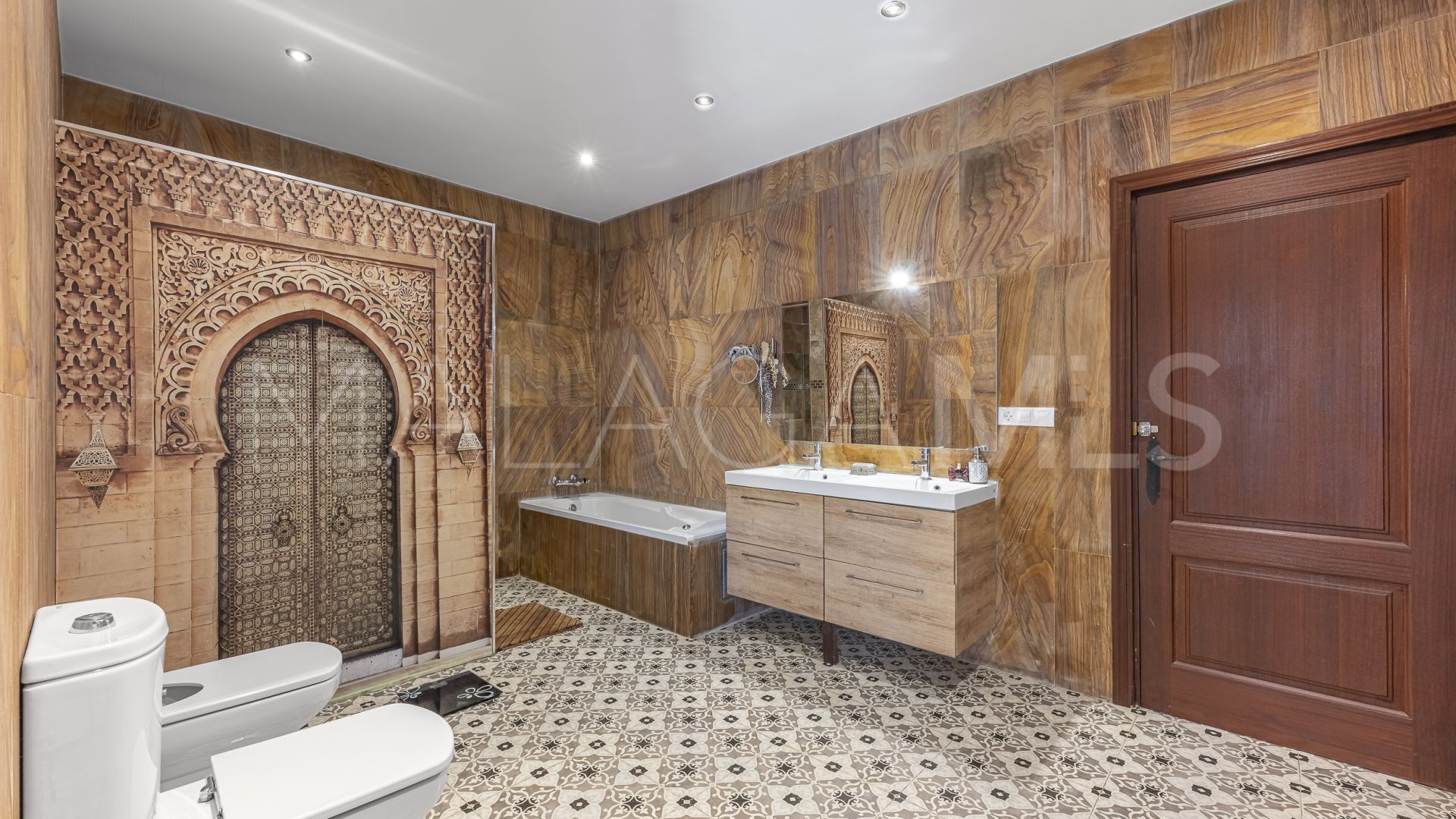 Maison for sale in Estepona