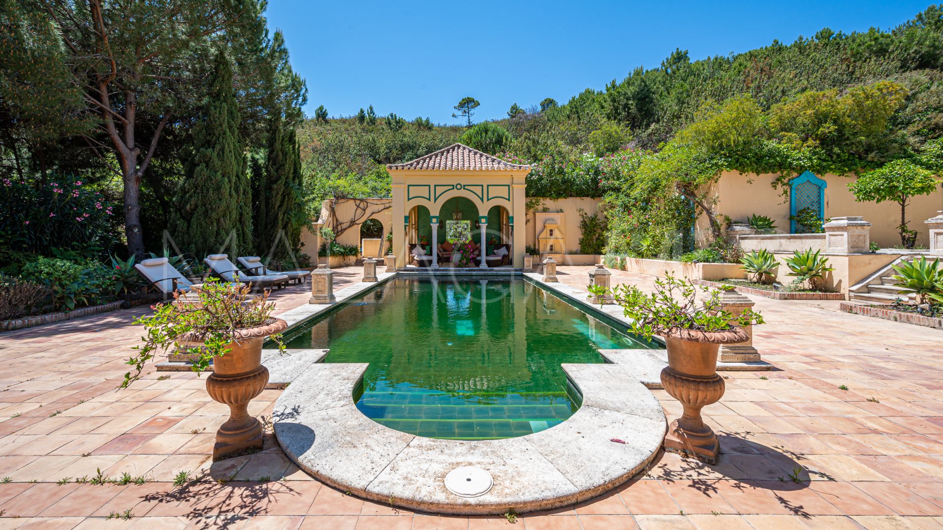 Unik byggnad for sale in Arroyo de las Cañas