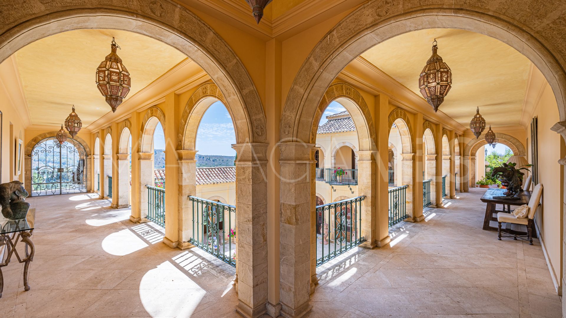 Unik byggnad for sale in Arroyo de las Cañas