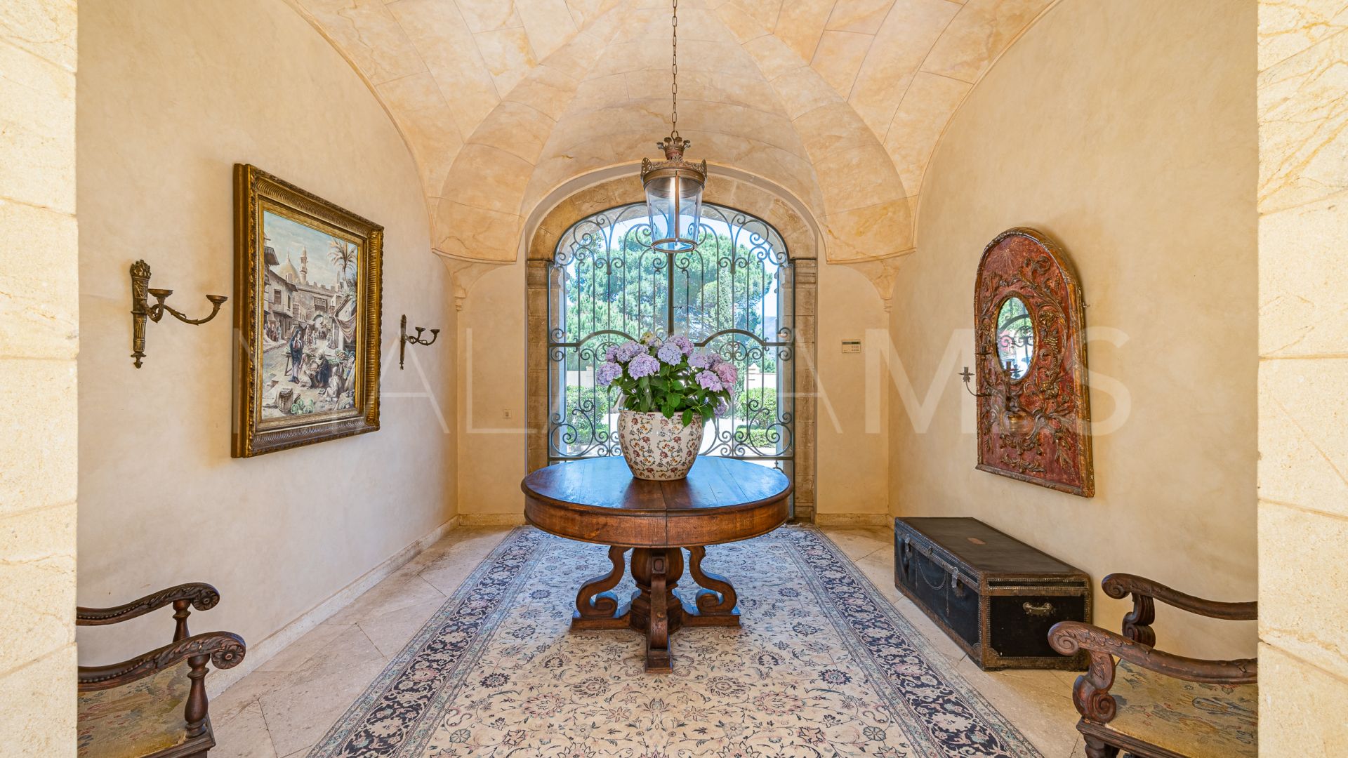 Unik byggnad for sale in Arroyo de las Cañas