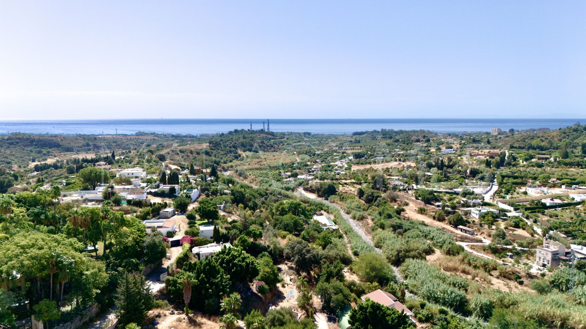 Finca for sale in Estepona