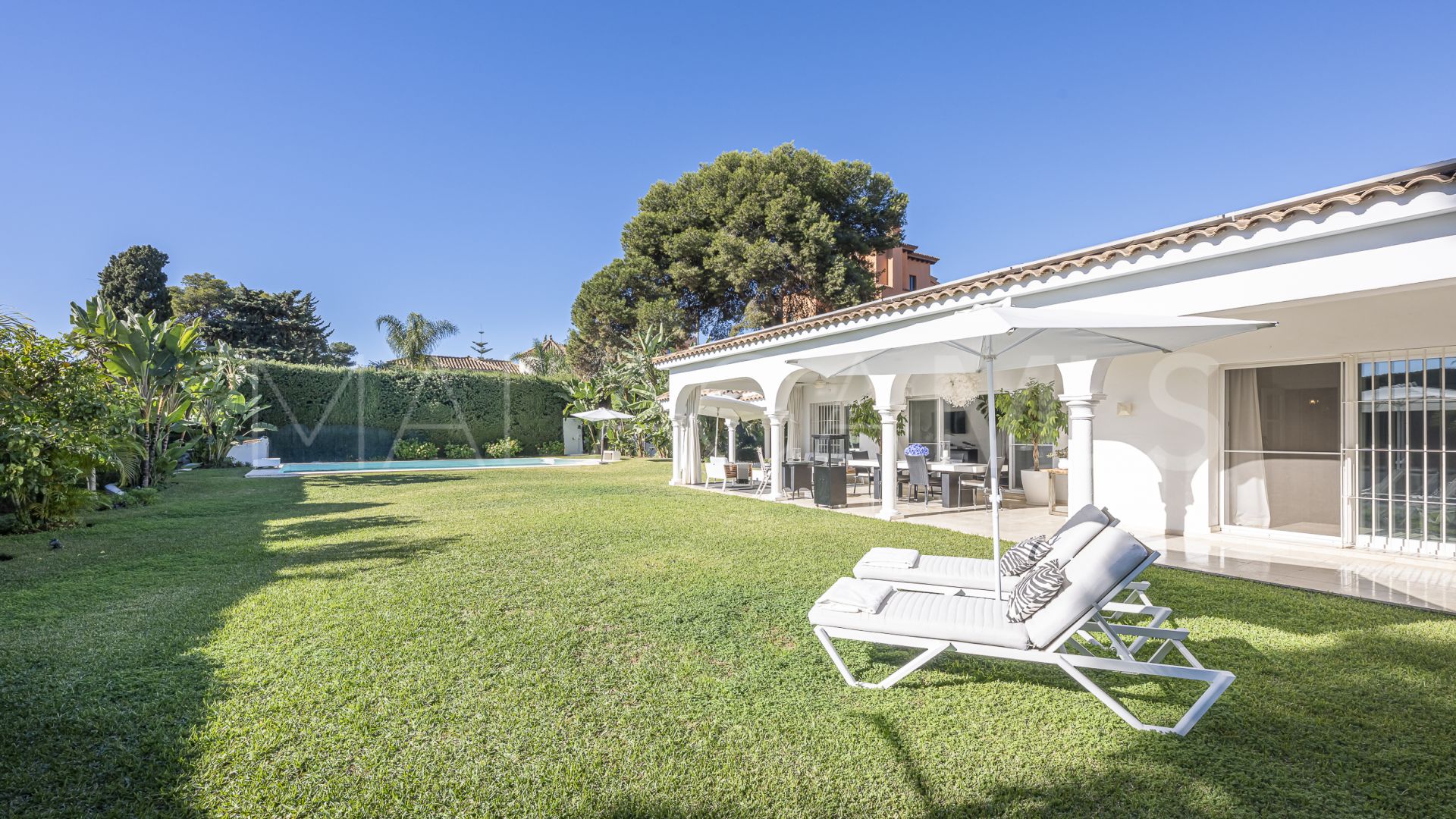 Villa for sale in Paraiso Barronal