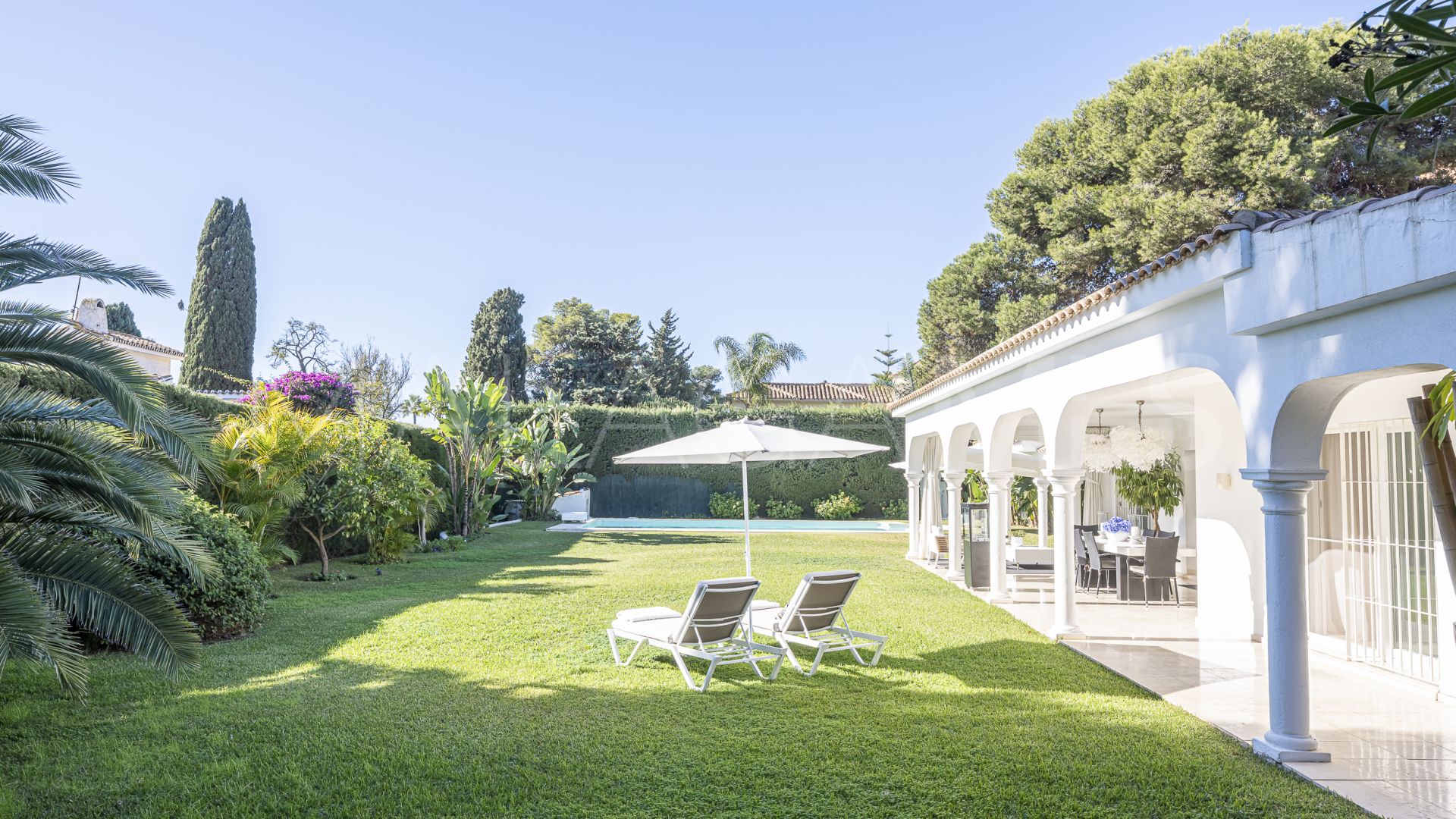 Villa for sale in Paraiso Barronal