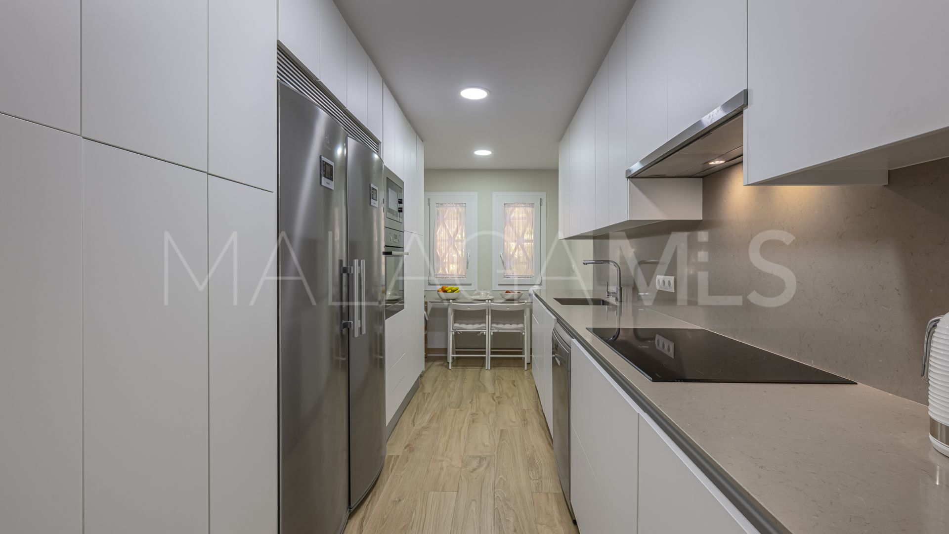 For sale ground floor apartment with 2 bedrooms in Las Joyas