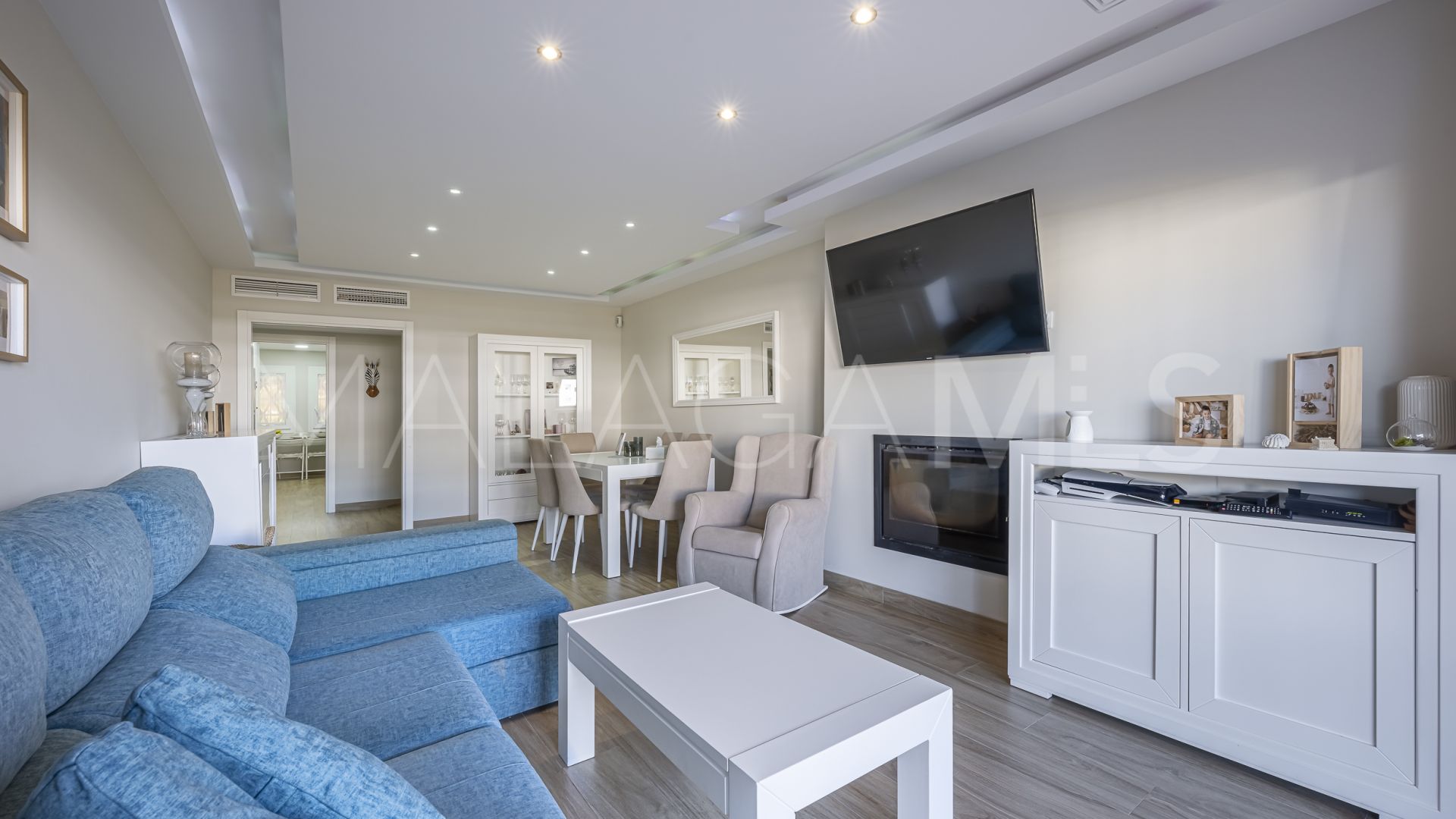 For sale ground floor apartment with 2 bedrooms in Las Joyas