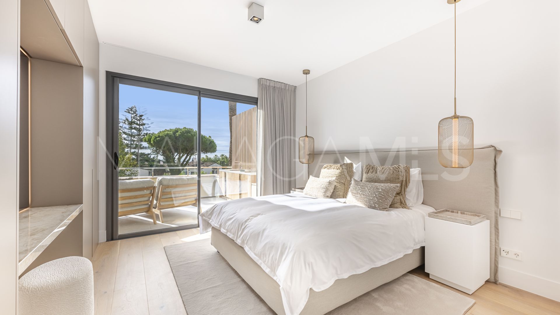 For sale apartment in Cascada de Camojan