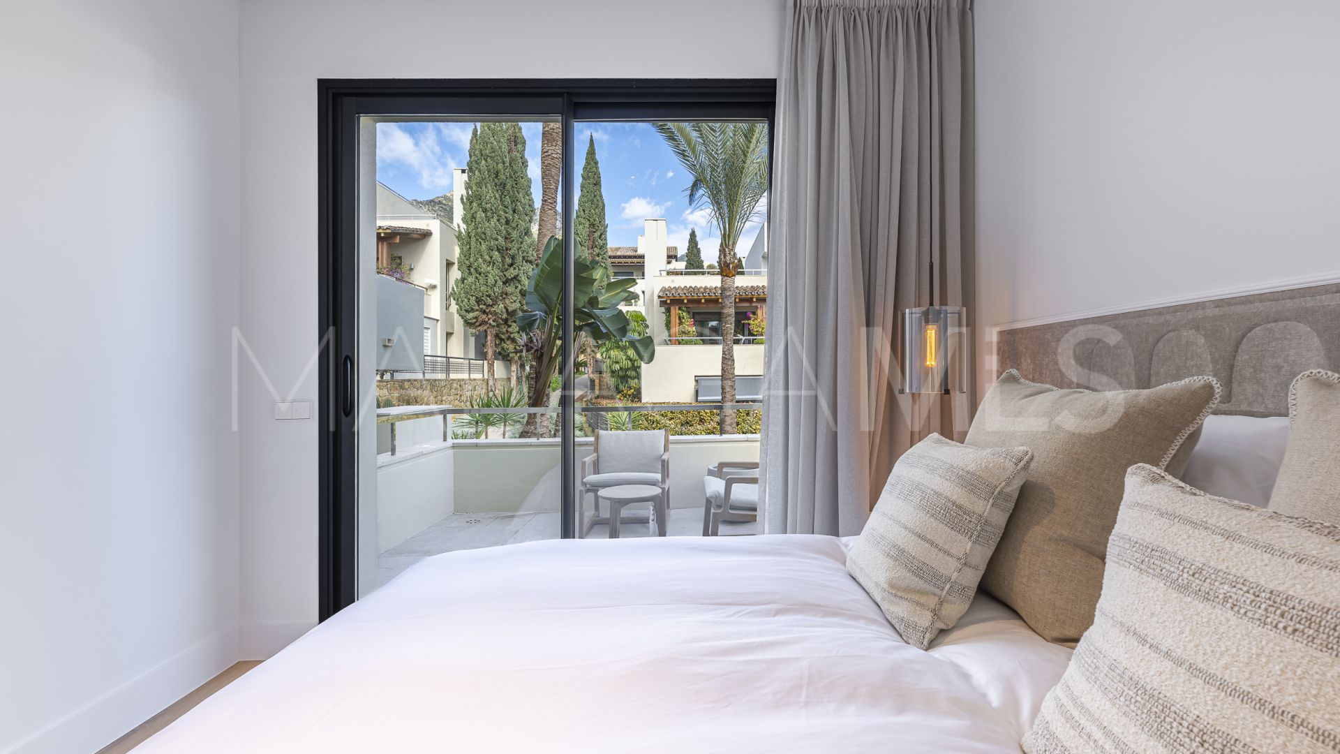 For sale apartment in Cascada de Camojan