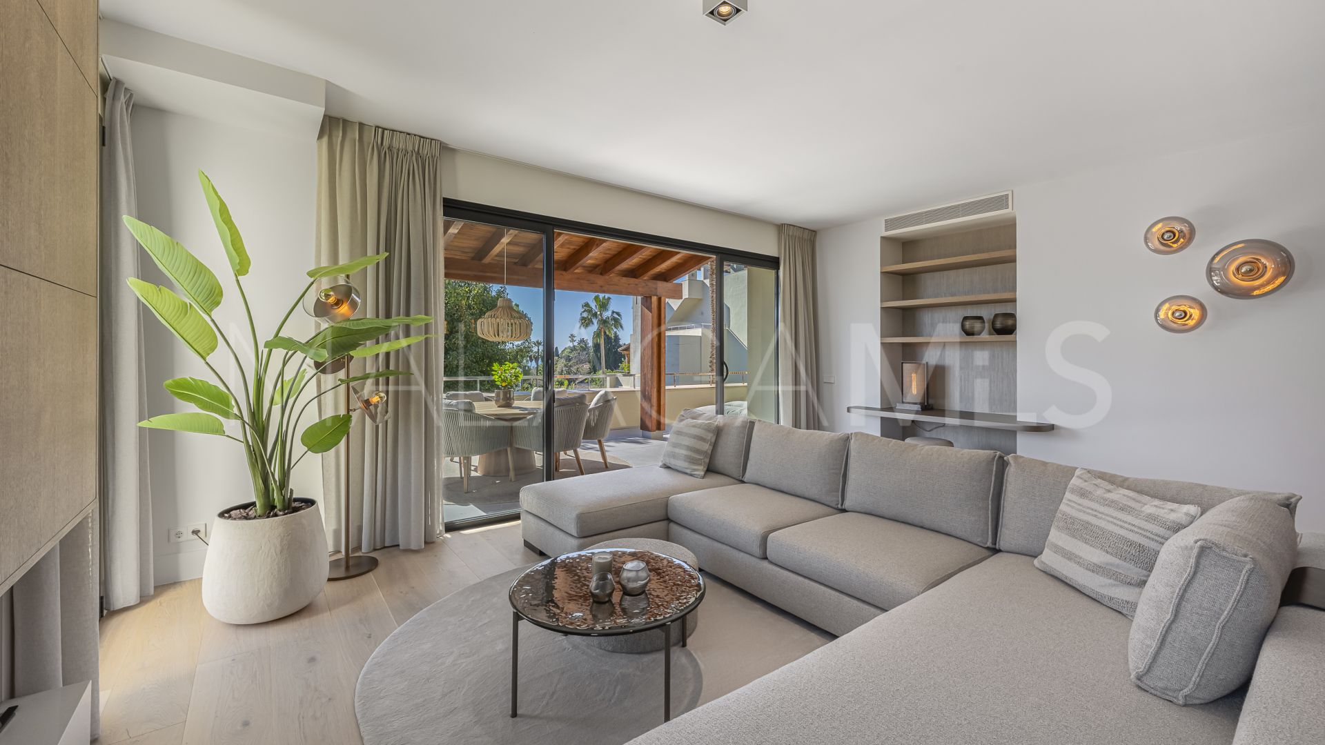 For sale apartment in Cascada de Camojan